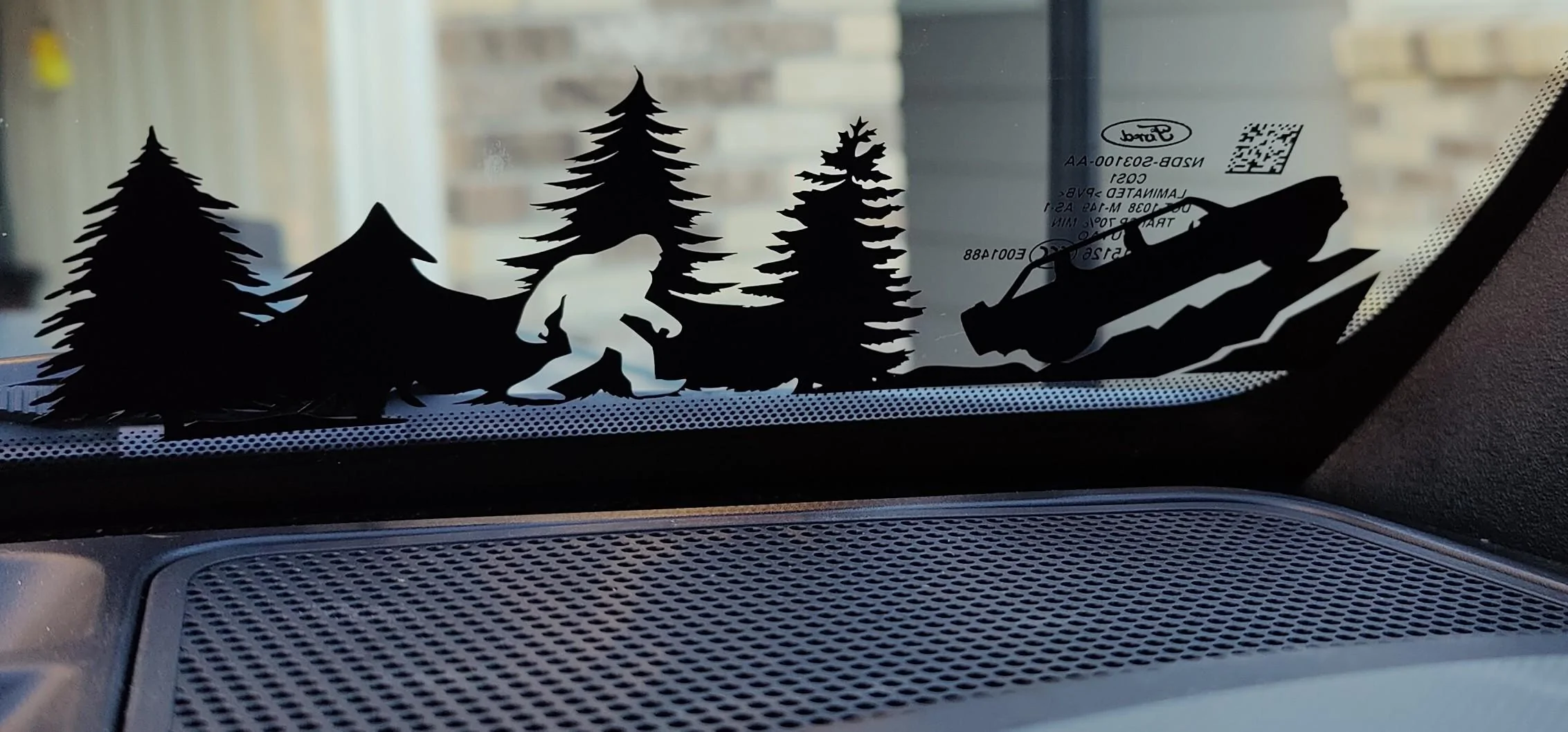 Ford Bronco Custom sasquatch decal IMG20231117162336