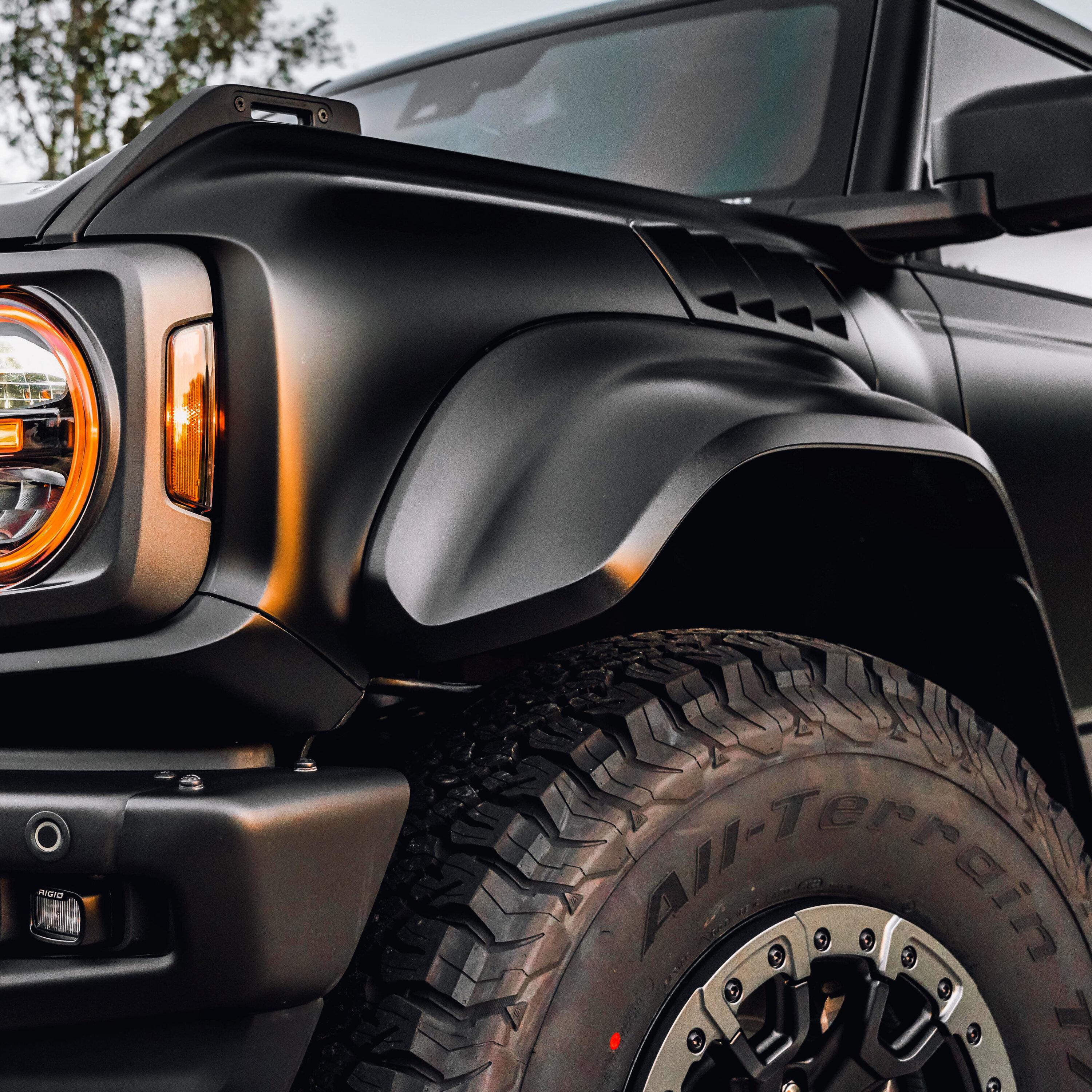 Ford Bronco Shadow black Bronco Raptor 17A04932-F77E-48D2-907F-FD26F830D304