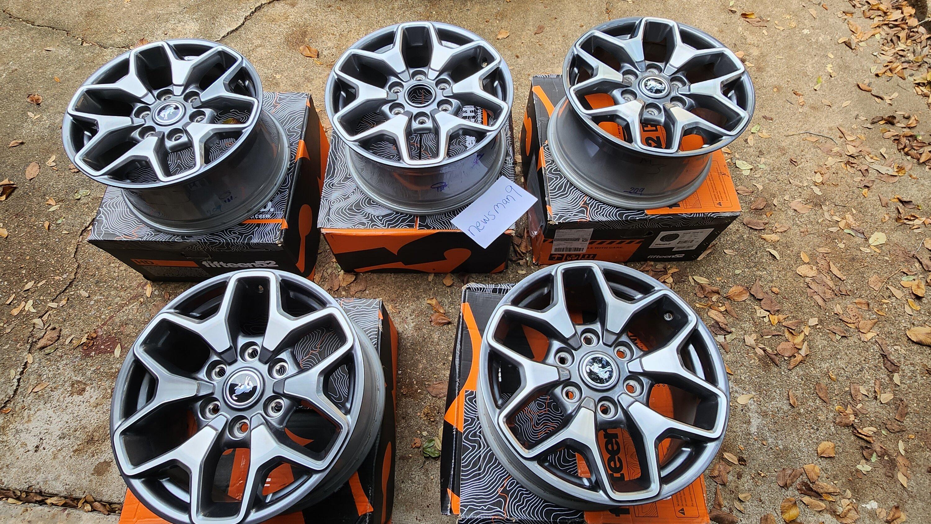 Ford Bronco Five non-SAS stock Badlands wheels 20231119_094541
