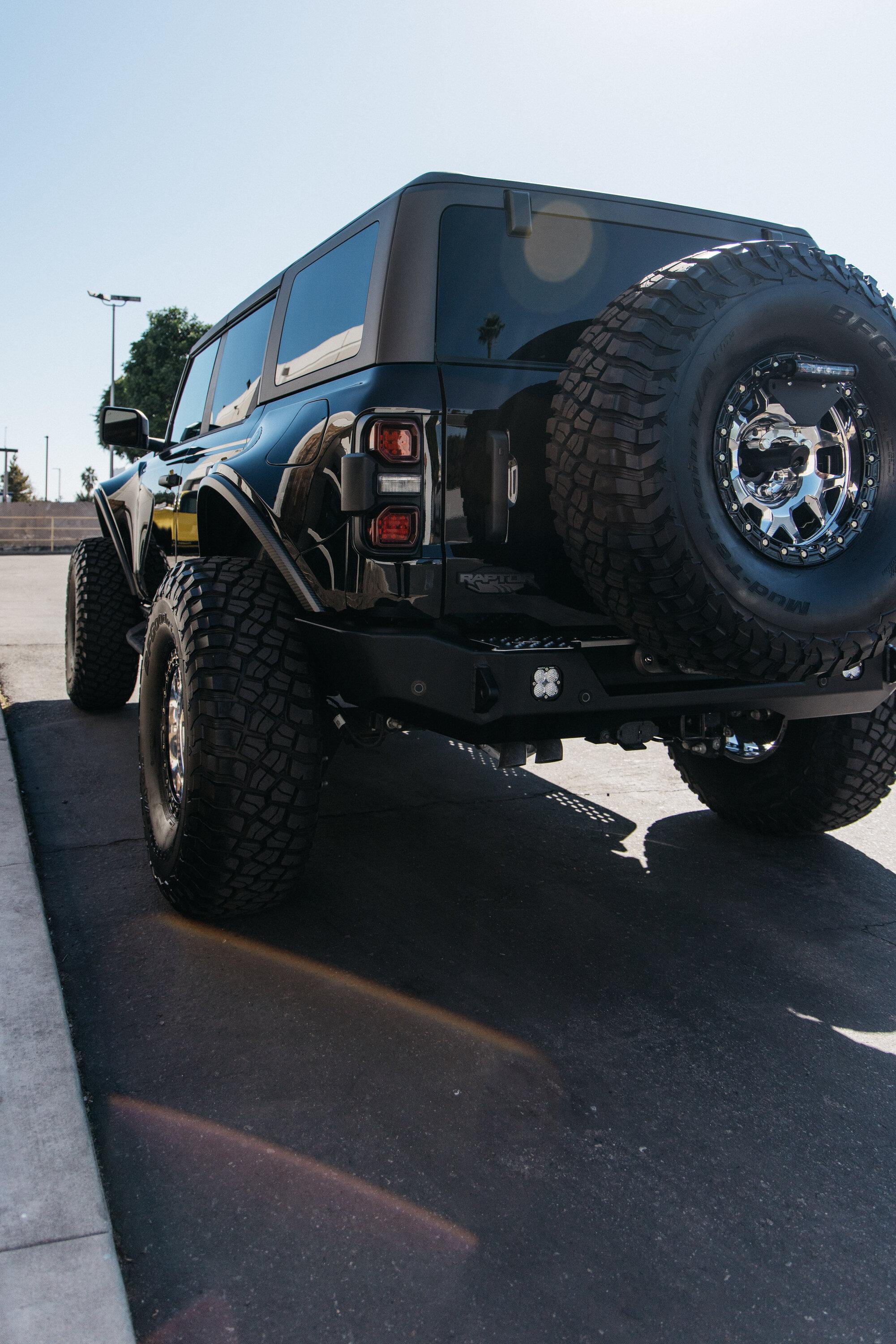 Ford Bronco Bronco Raptor with APG Carbon Body System on 39" KM3's IMG_3110