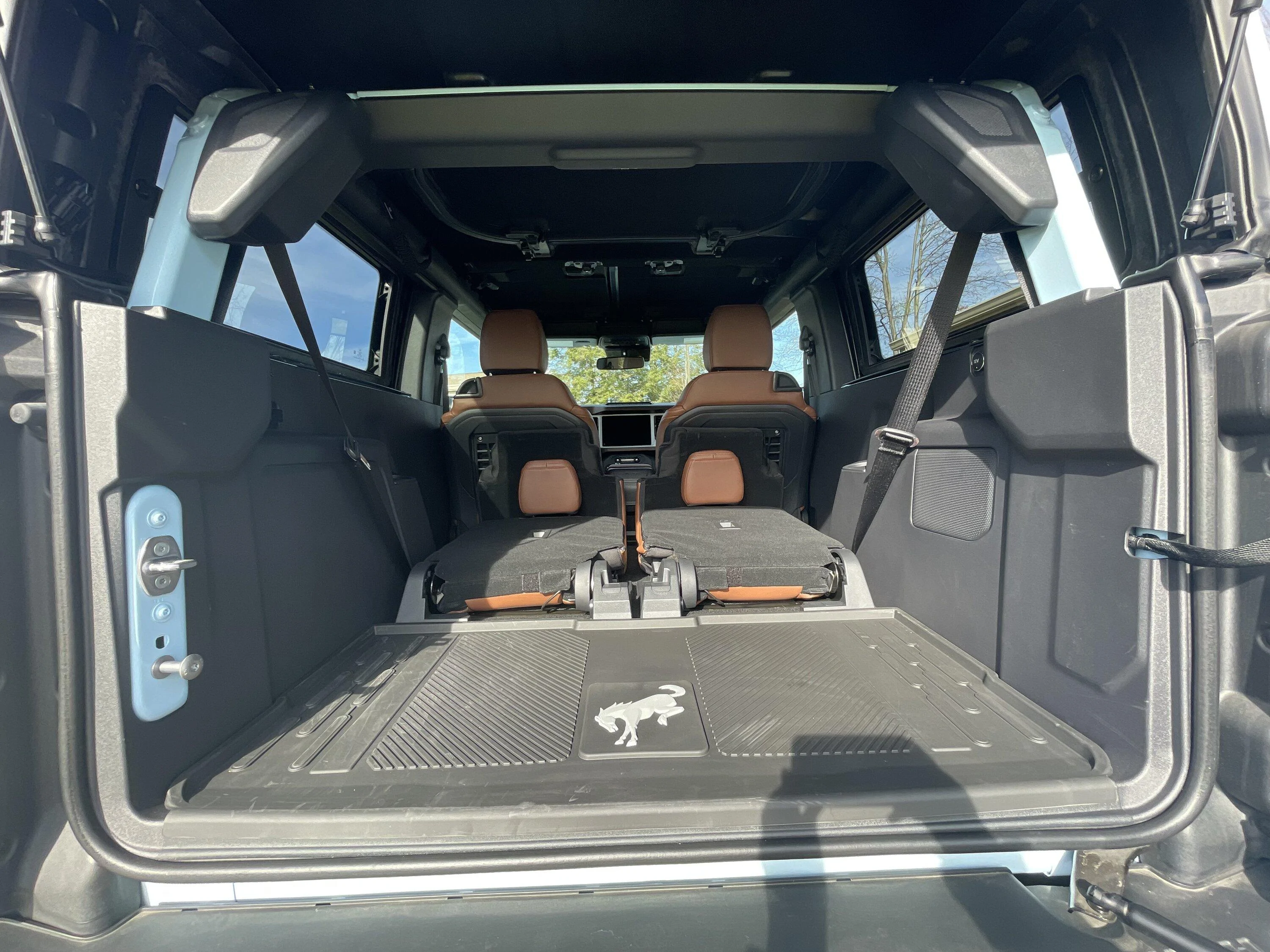 Ford Bronco Heritage edition 2 door bronco limited 72185176103__2E916C9F-DDF4-4644-B53C-A140016B8A34