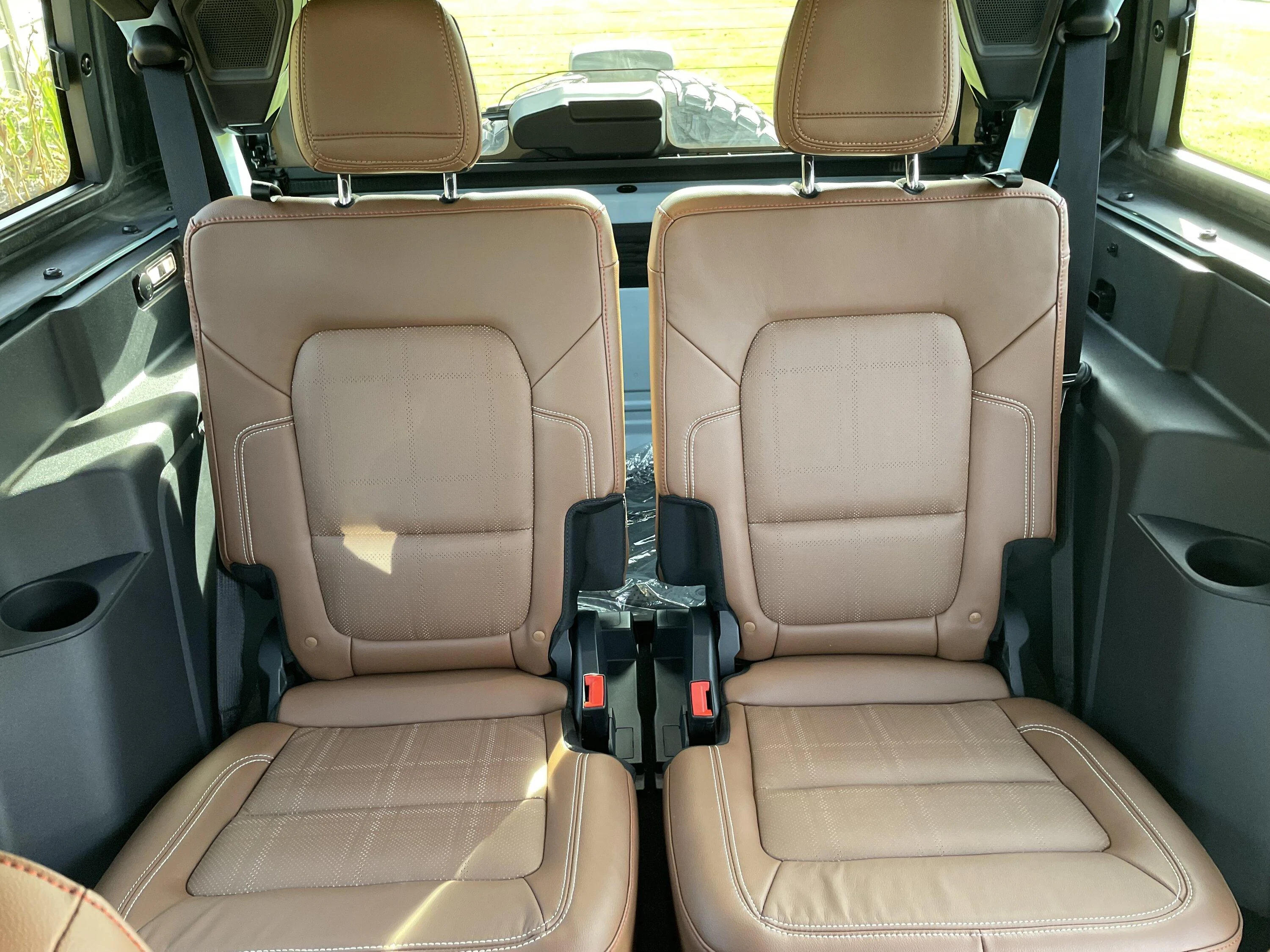 Ford Bronco Heritage edition 2 door bronco limited 72185208757__2919CBA6-C2C6-4F63-825C-F16973E47BAC
