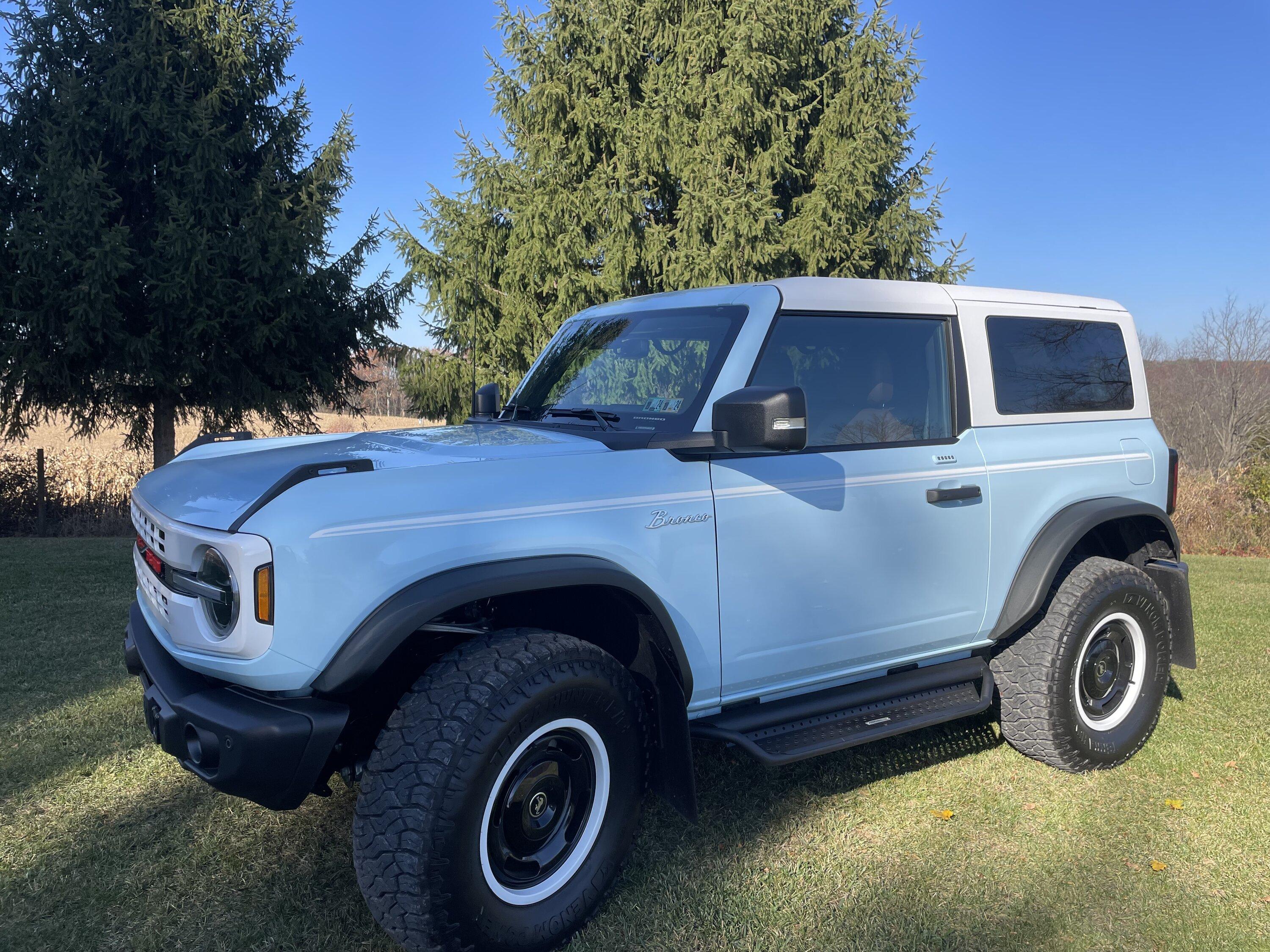 Ford Bronco Heritage edition 2 door bronco limited IMG_6840