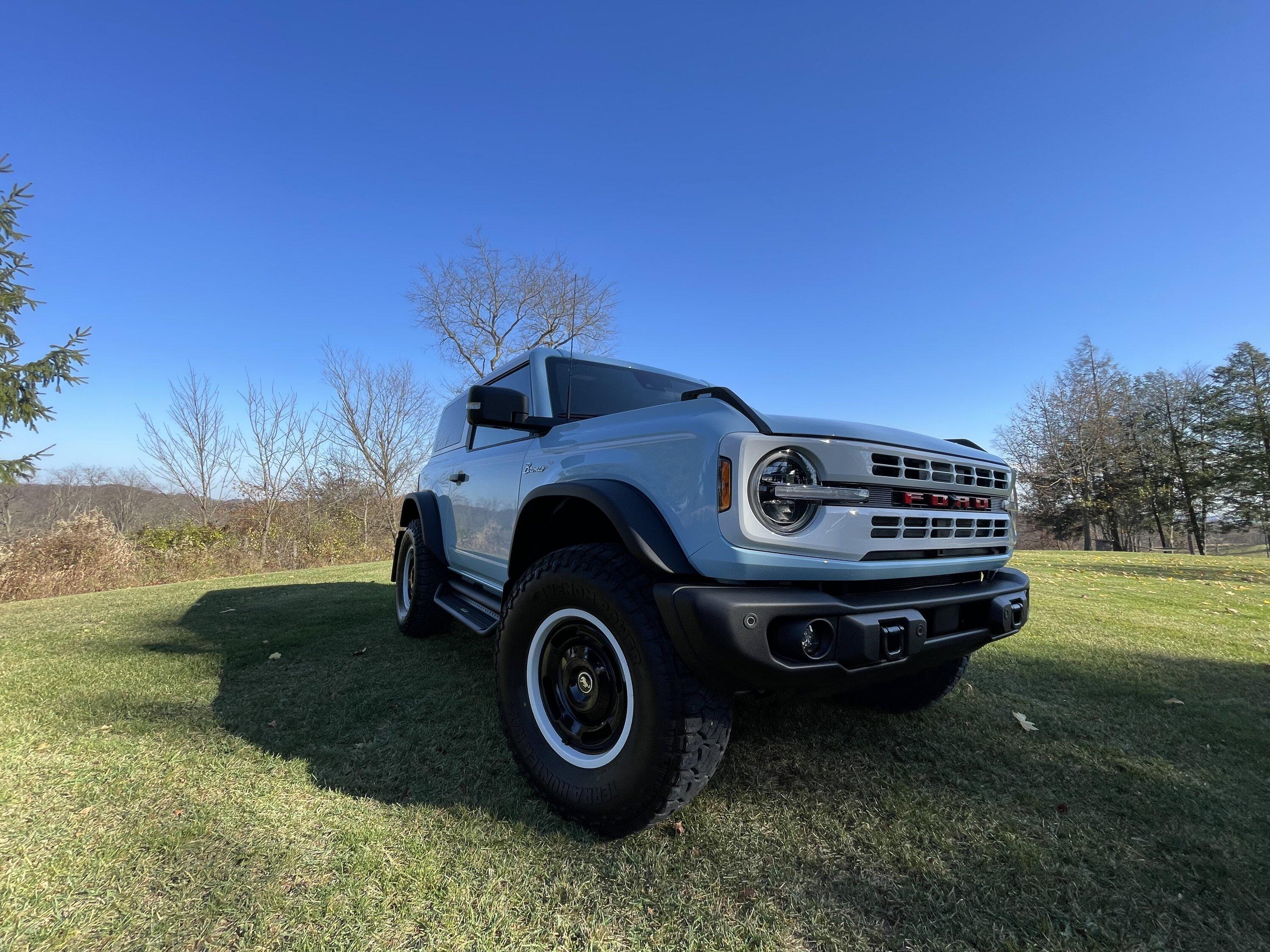Ford Bronco Heritage edition 2 door bronco limited IMG_6829