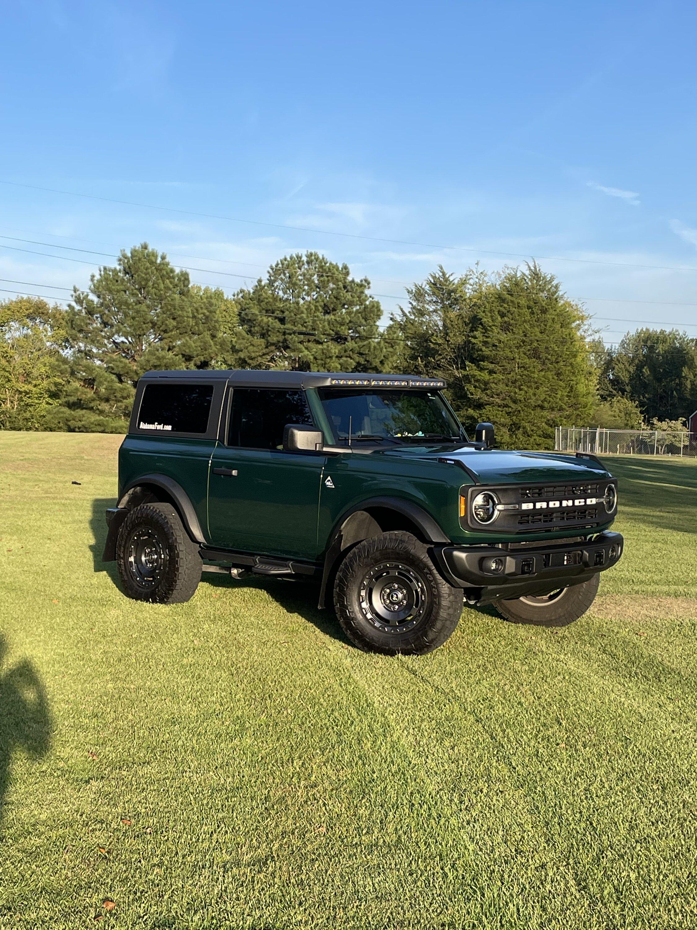 Ford Bronco NOOB with color question IMG_7659
