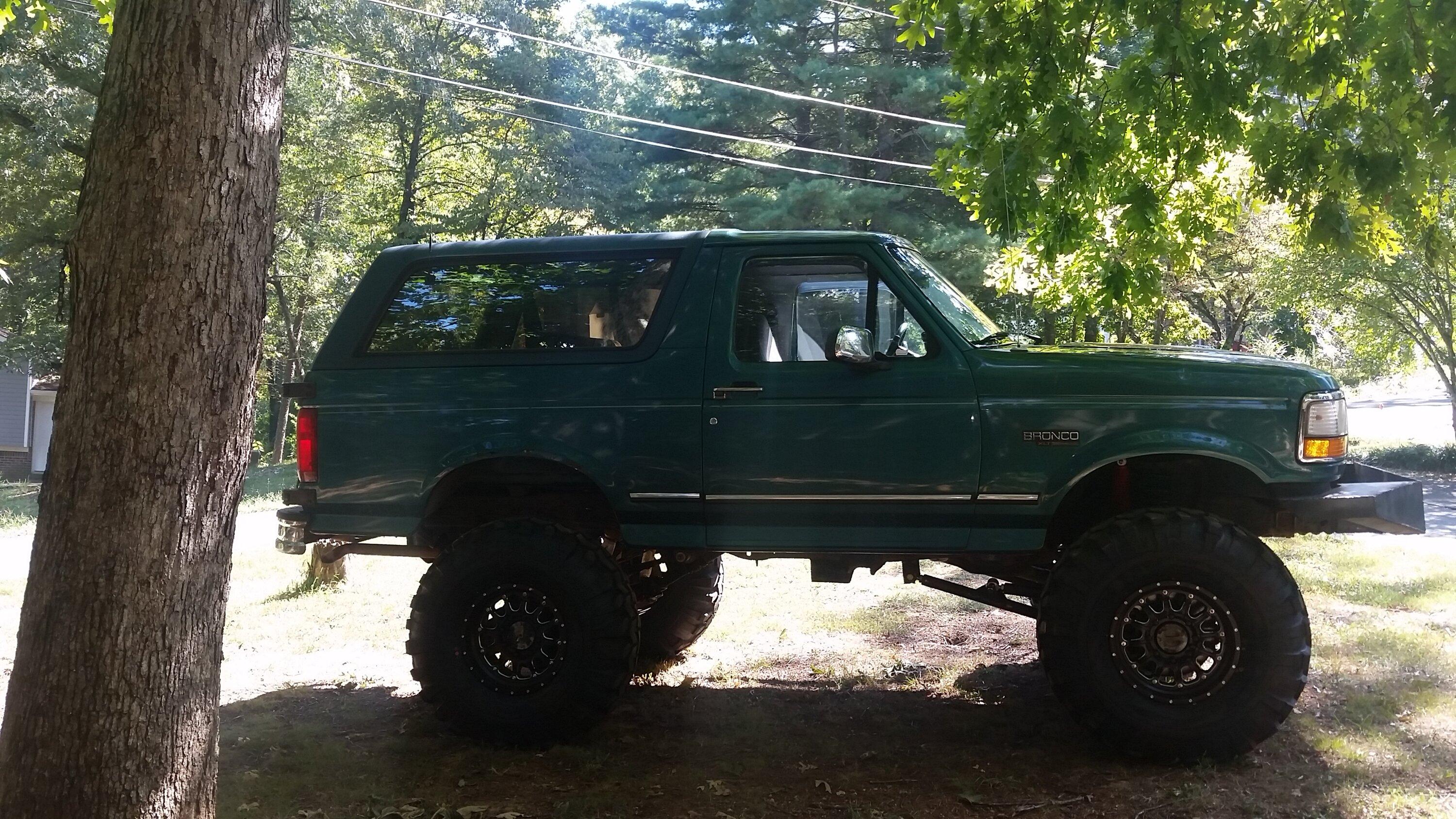 Ford Bronco New bronco new member 20160922_151125