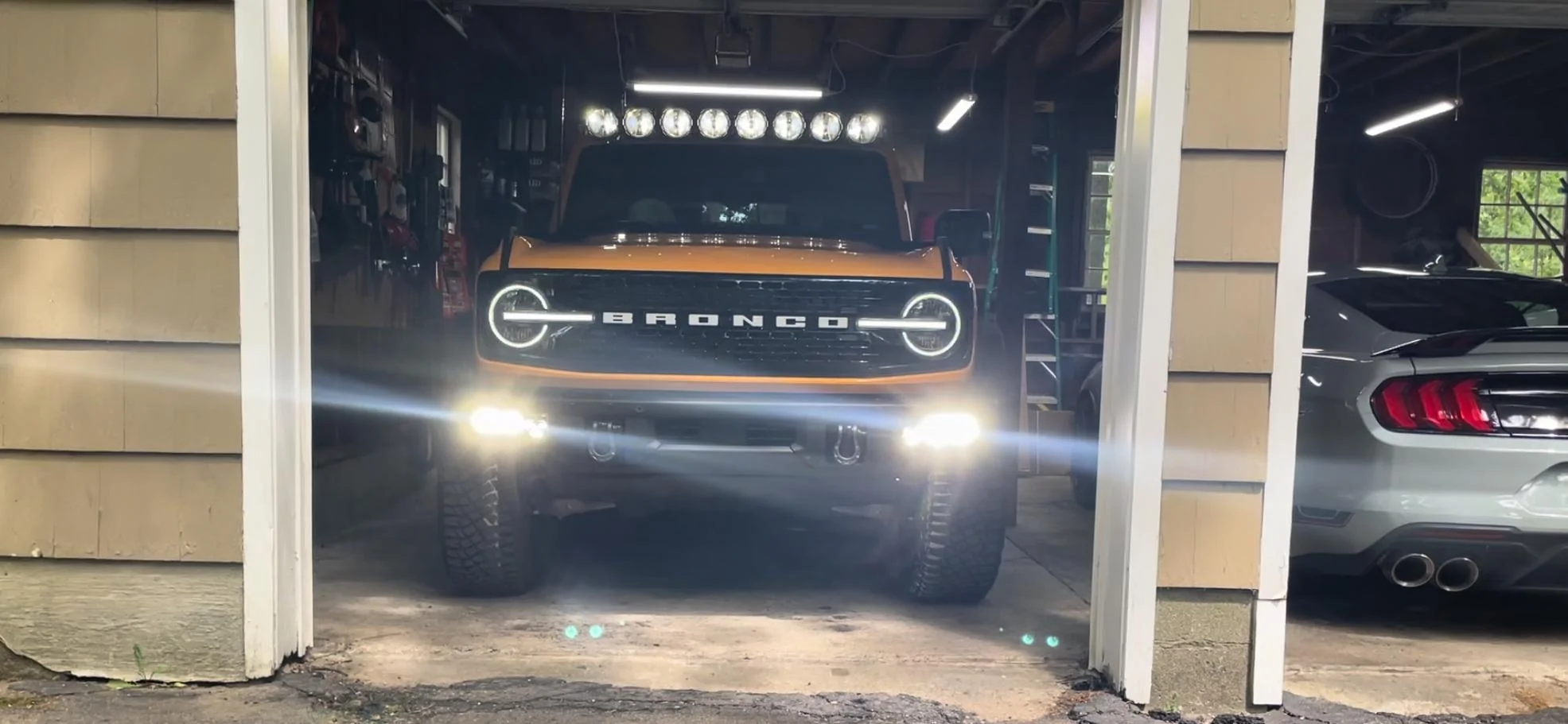 Ford Bronco Fog lights with modular bumper IMG_7304