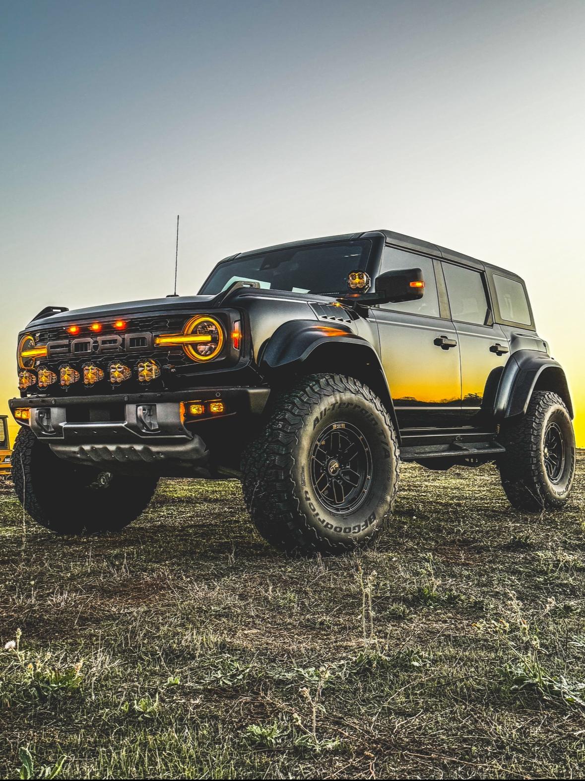 Ford Bronco RTR EVO 6 Wheels IMG_0643