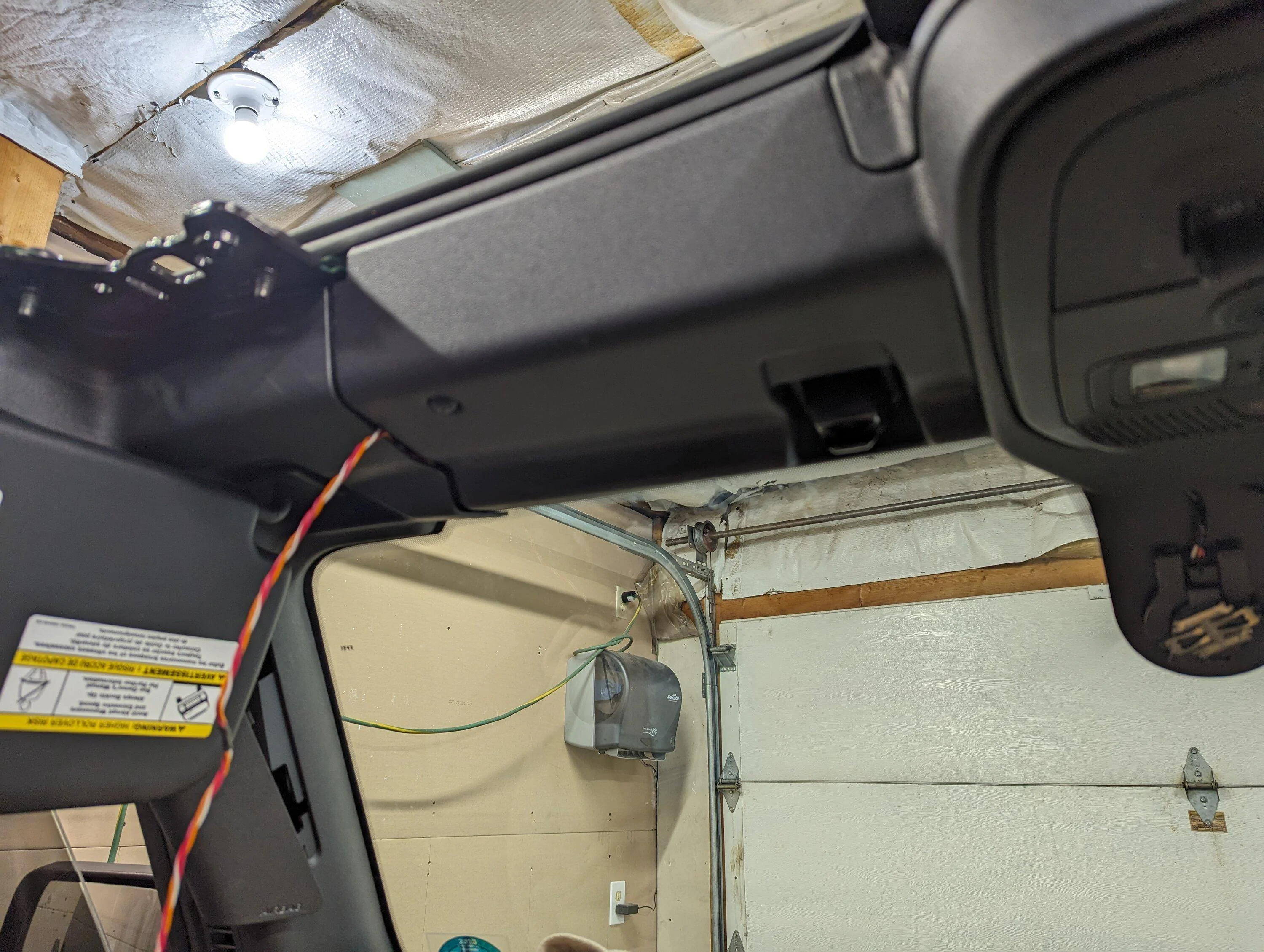 Ford Bronco [Done] Rain-Sensing Wipers Installed PXL_20231126_173944277