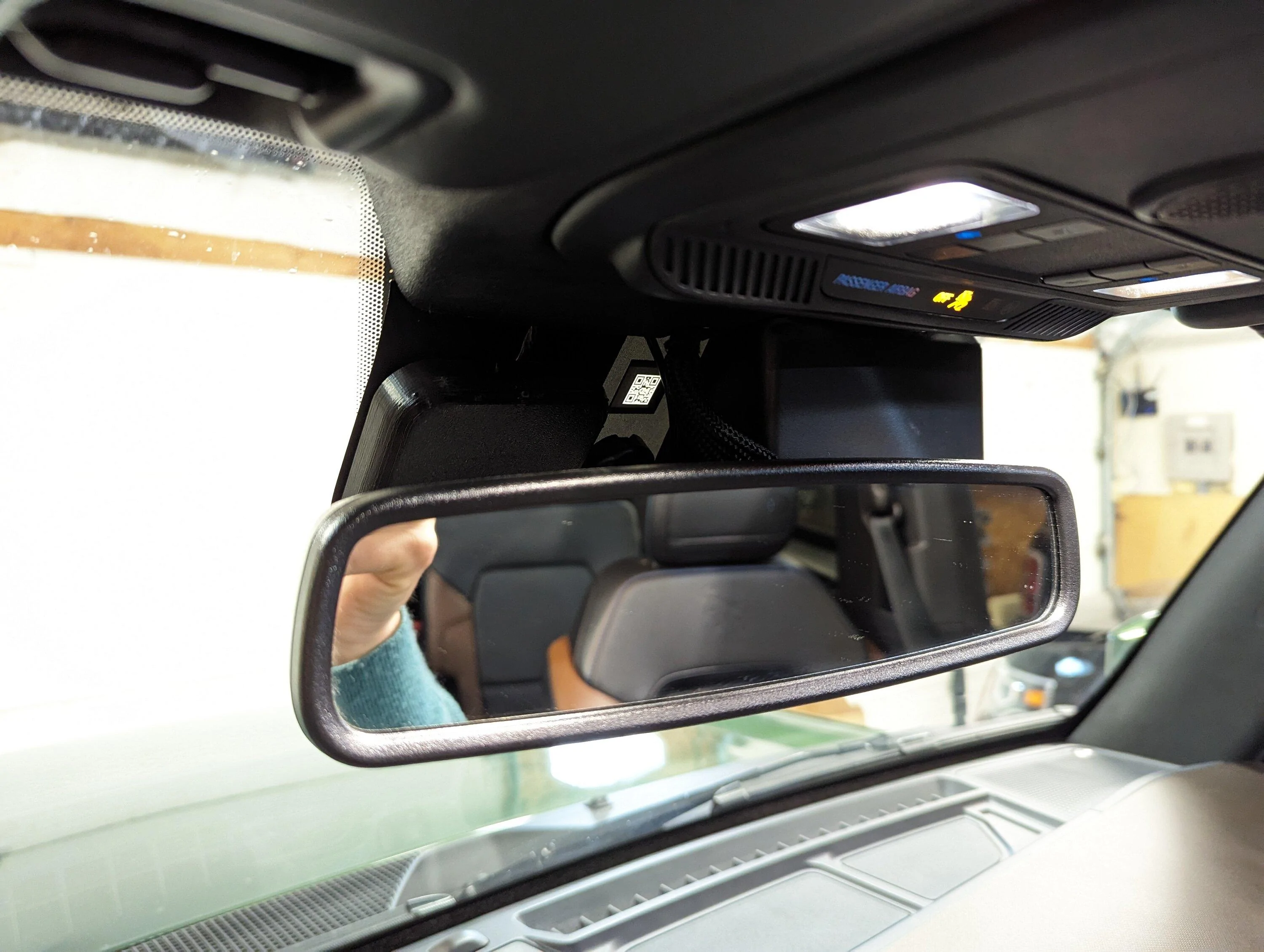 Ford Bronco [Done] Rain-Sensing Wipers Installed PXL_20231126_182704549