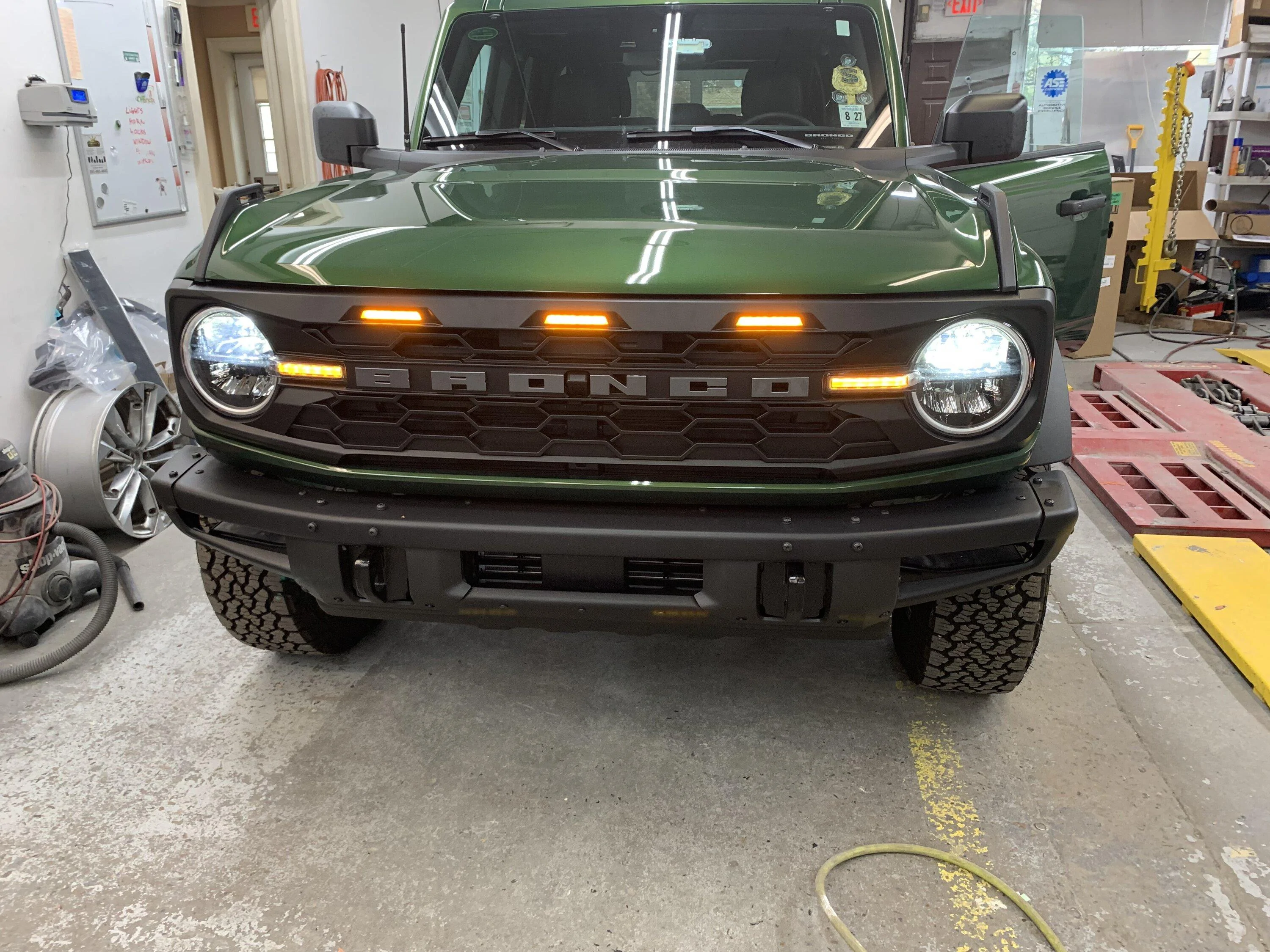 Ford Bronco Post Your Custom Bronco Grille! 72227788402__84EE19AF-FE19-4A5C-8B9E-239A97E062ED