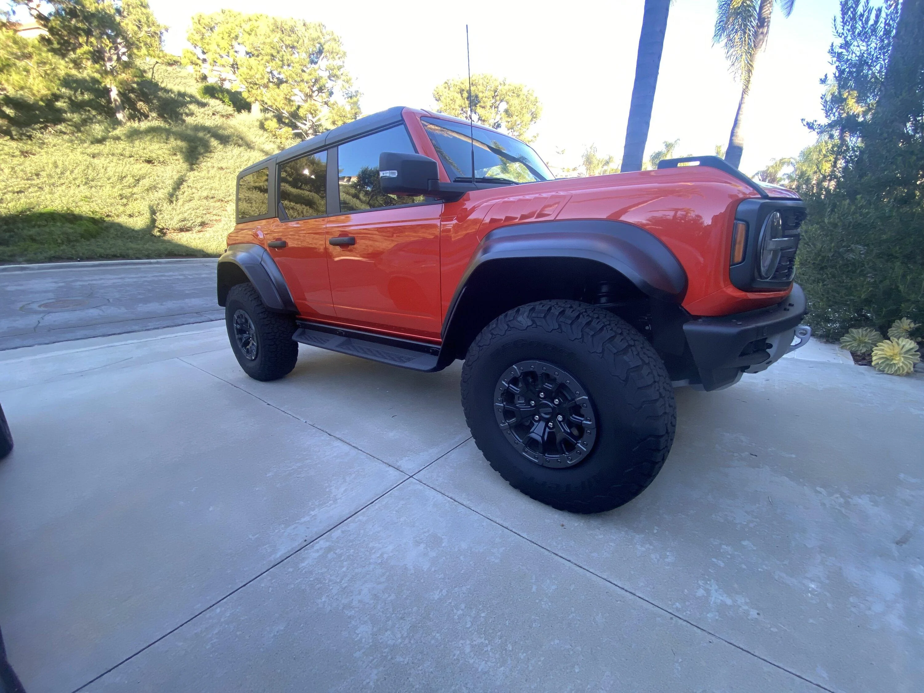 Ford Bronco Top Gear gives the Bronco Raptor a Go! IMG_3068
