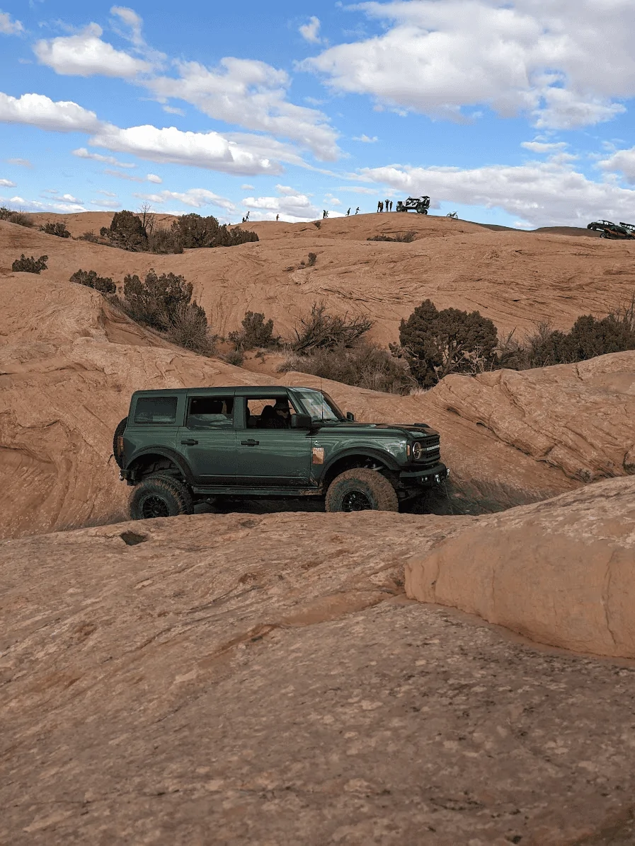 Ford Bronco Snacktime's Broken Bronco Build 1701112013283