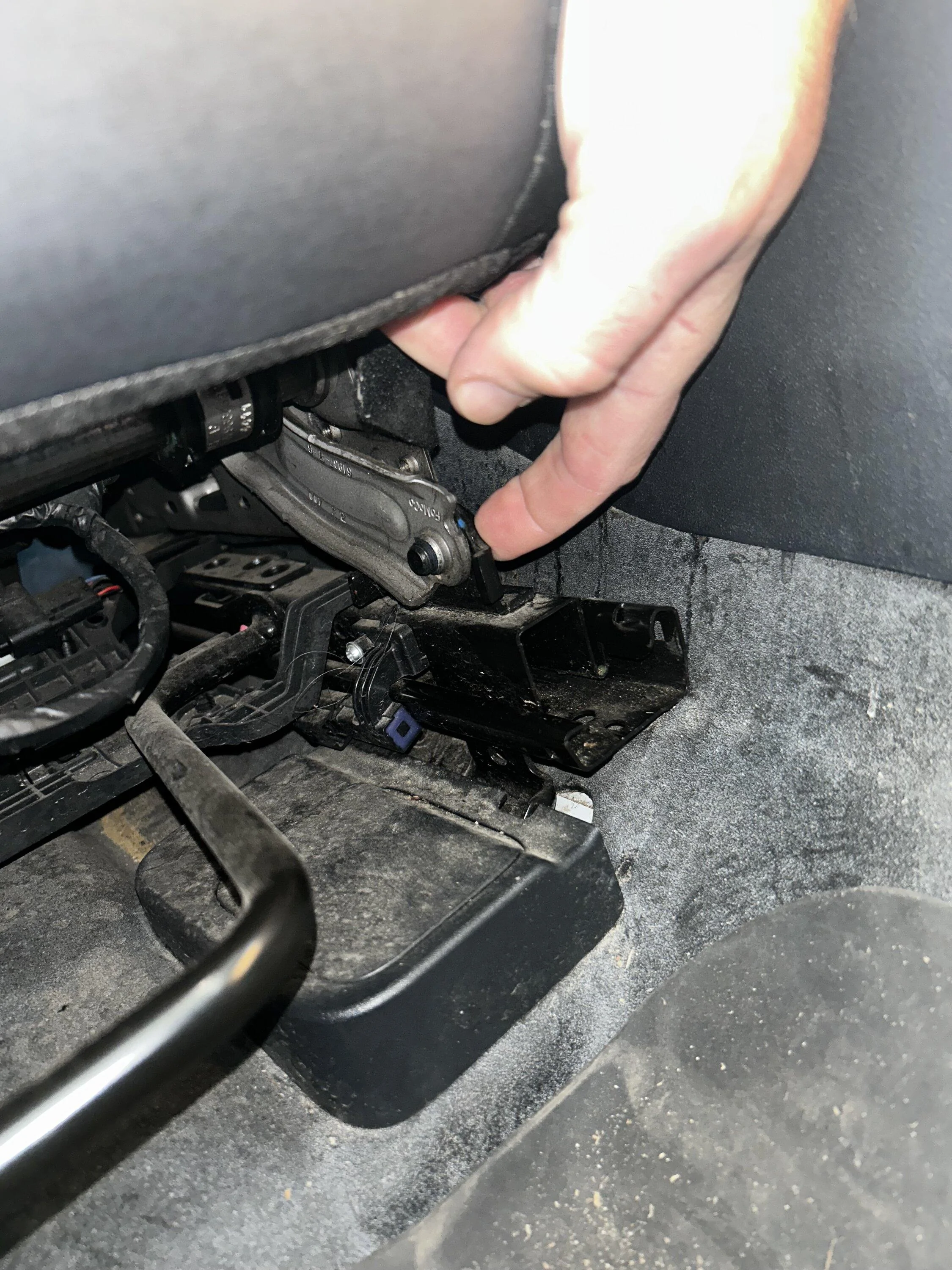 Ford Bronco Passenger Seat Area Rattling IMG_3983
