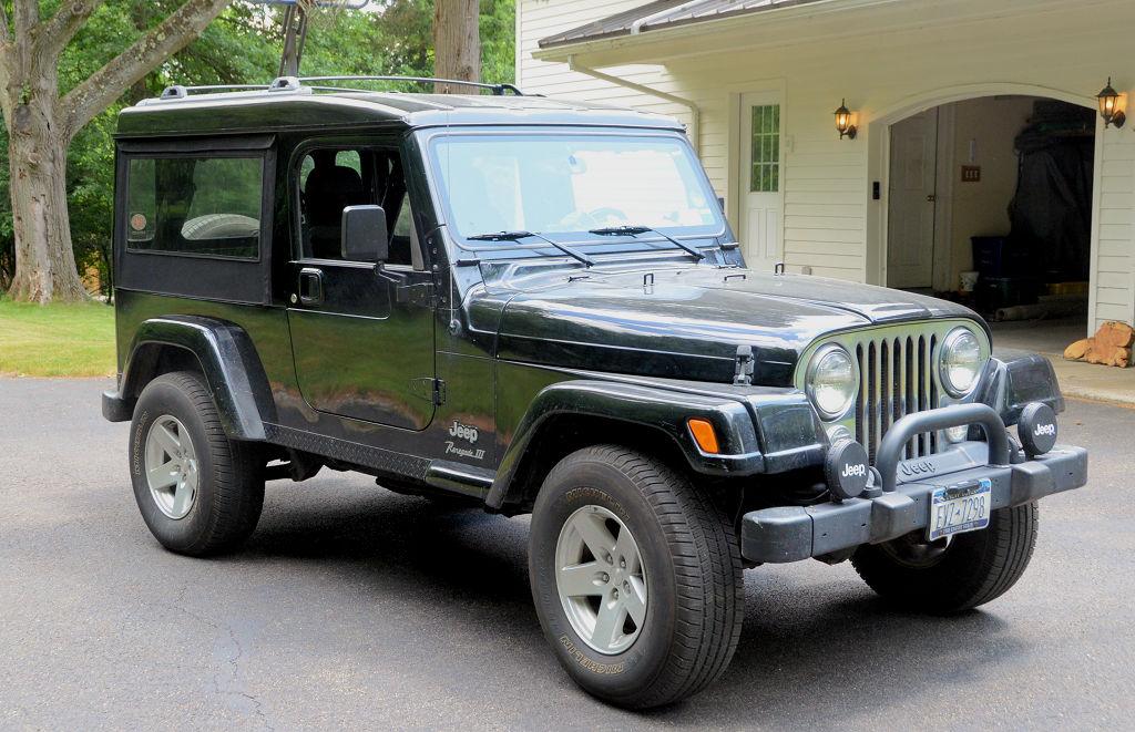 Ford Bronco A recovering Jeep guy here WindowsDone1