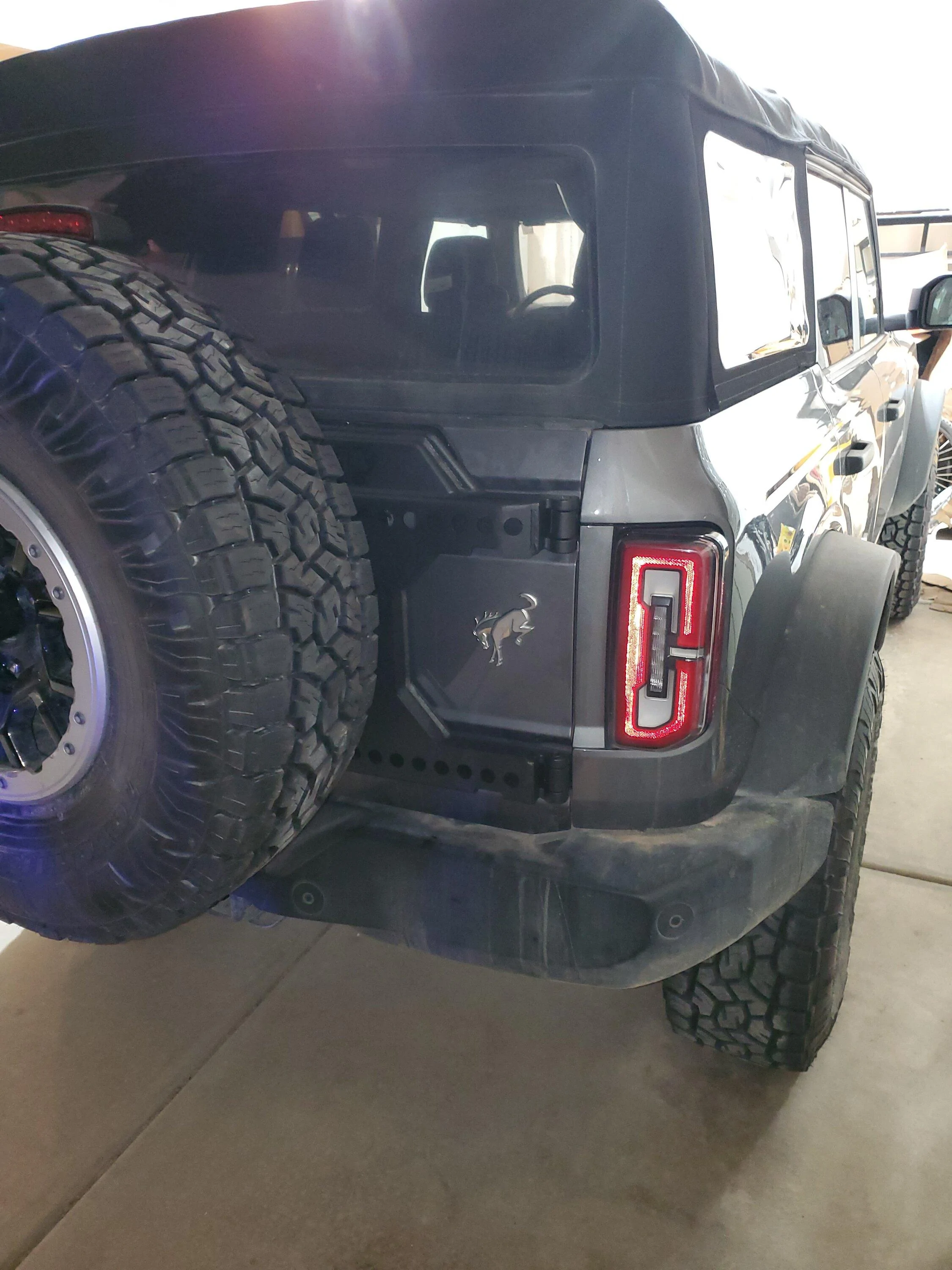 Ford Bronco RYNOSKIN Spare Tire Mount 20231129_214847