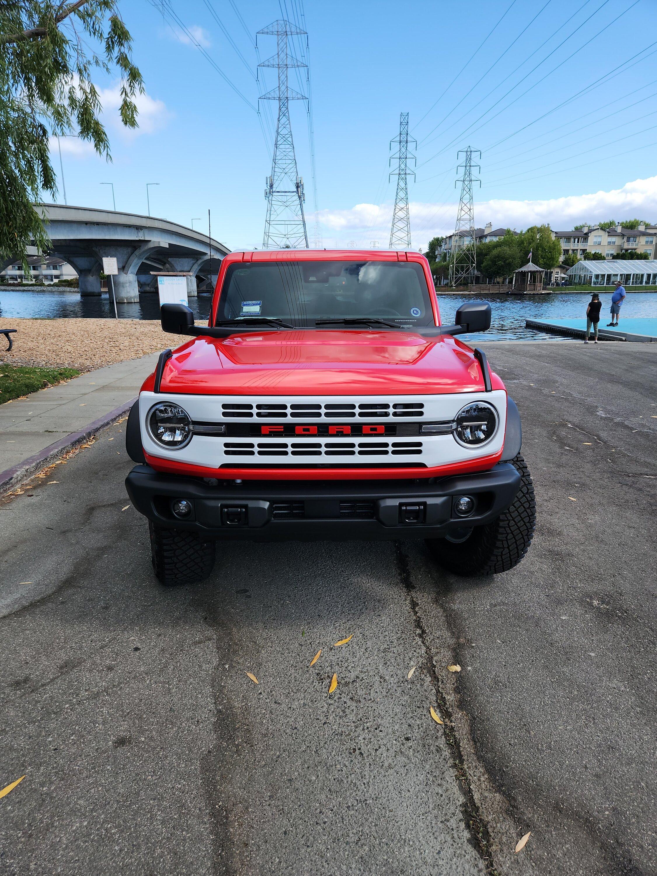 Ford Bronco 2023 Bronco Heritage 4D - Red 20230903_151726