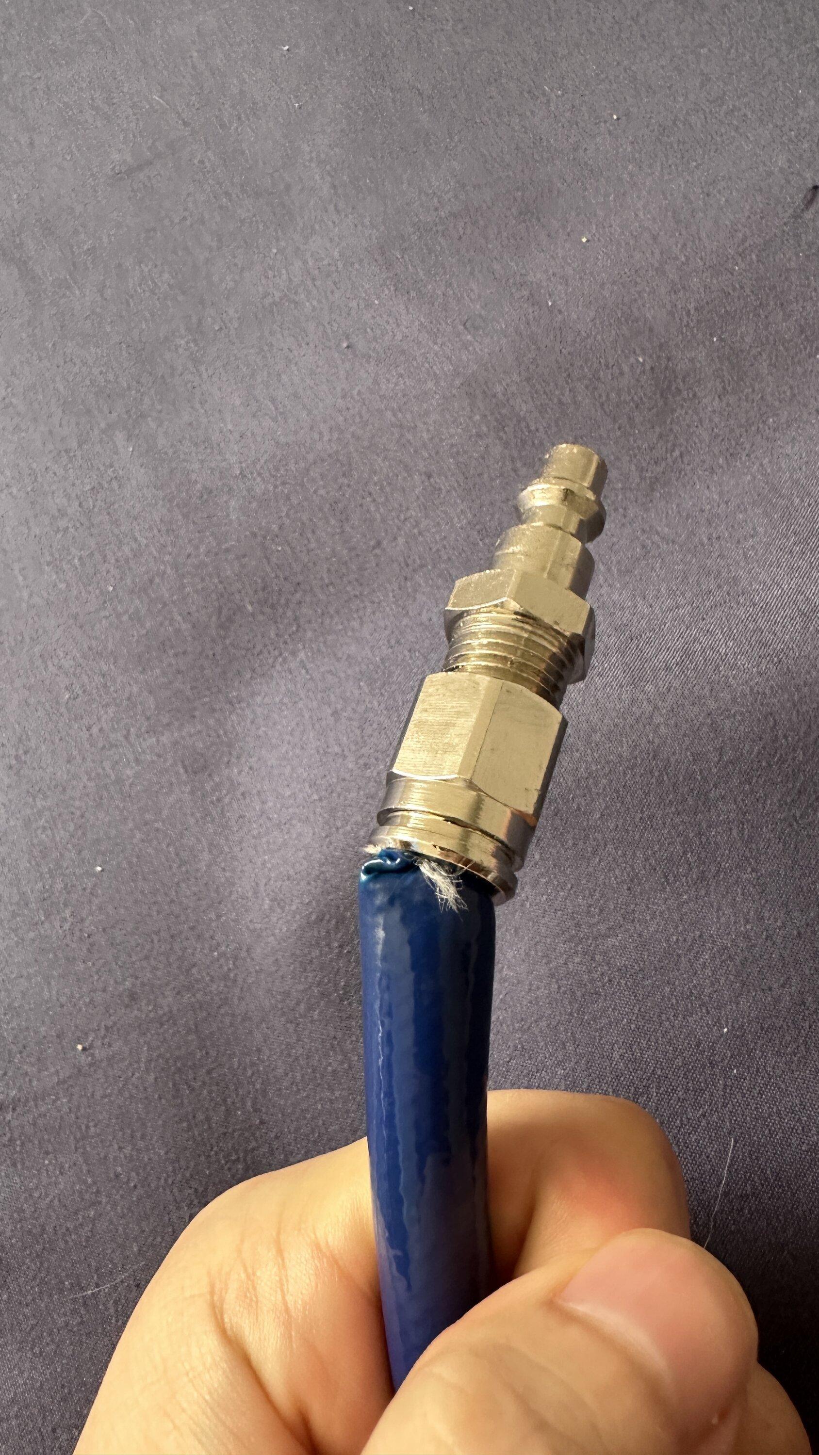 Ford Bronco Arb air hose fitting failure. IMG_4840
