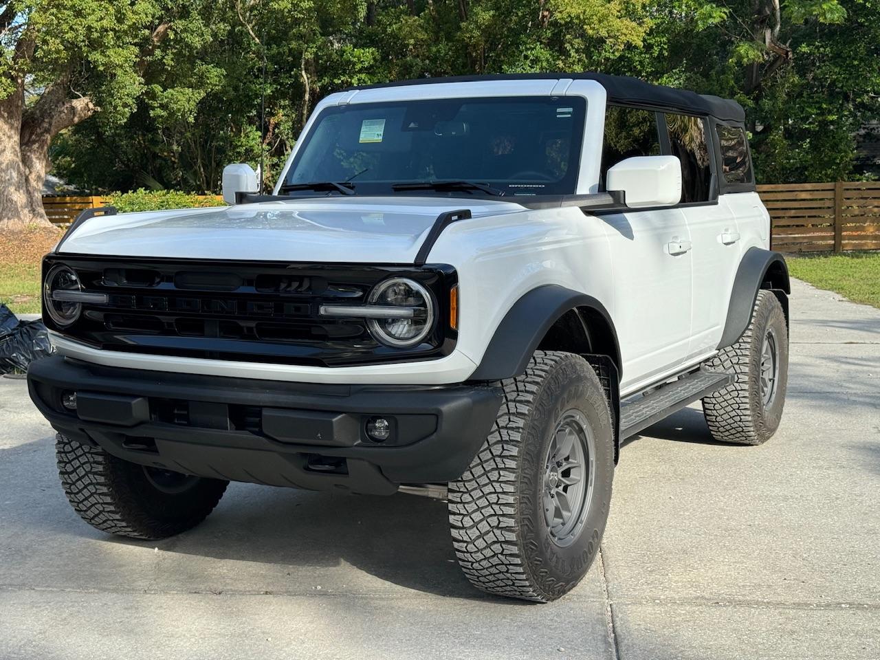 Ford Bronco Put any cool / unique vinyl decals on your Bronco?  Let's see them! IMG_6870