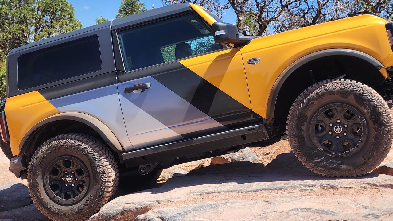 Ford Bronco SFR 2-Door Rock Sliders Slider3