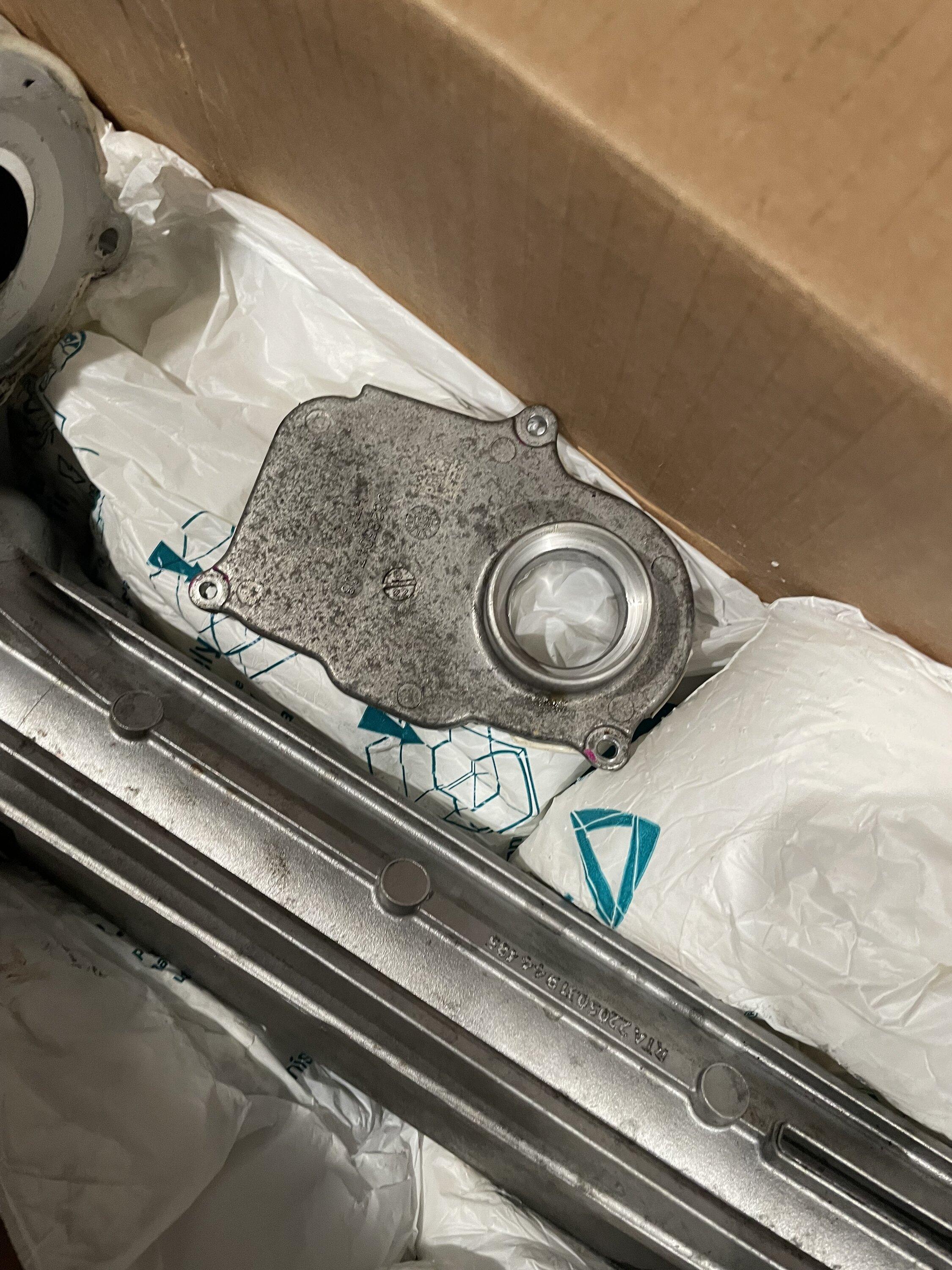 Ford Bronco Hoss 3.0 steering rack housing IMG_2250