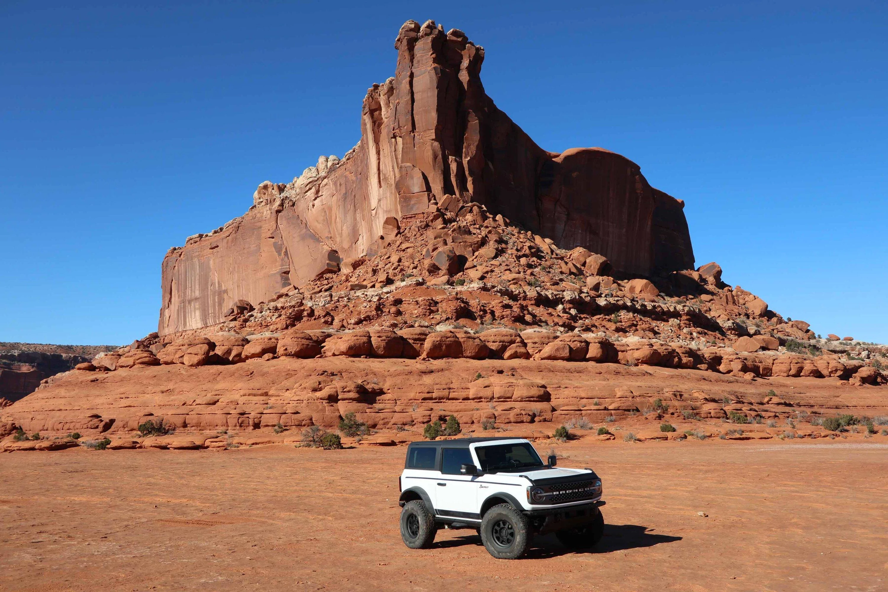 Ford Bronco What did you do TO / WITH your Bronco today? 👨🏻‍🔧🧰🚿🛠 Trail 2