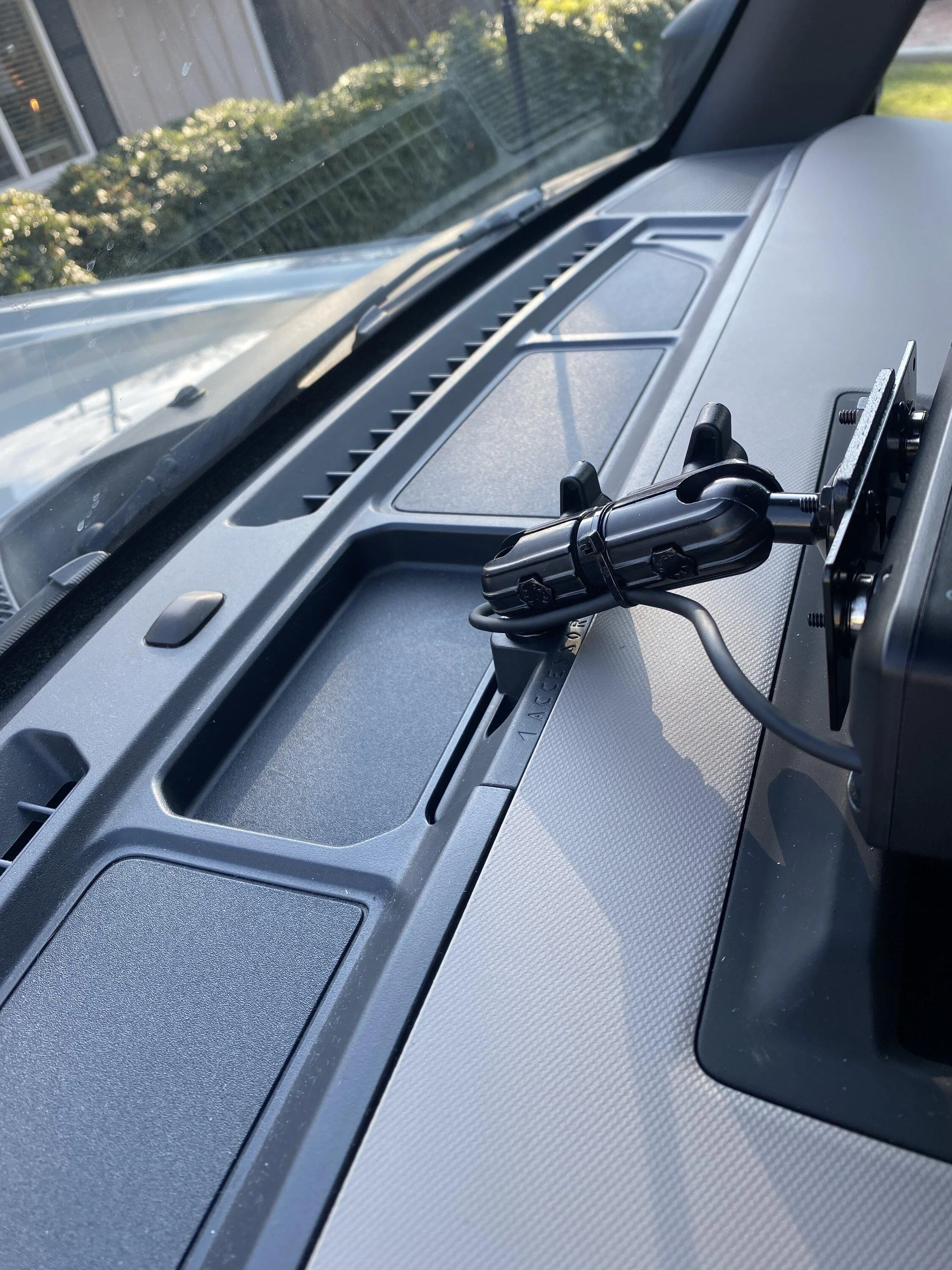 Ford Bronco Ideas for running a cable from the center dash accessory mount IMG_1355