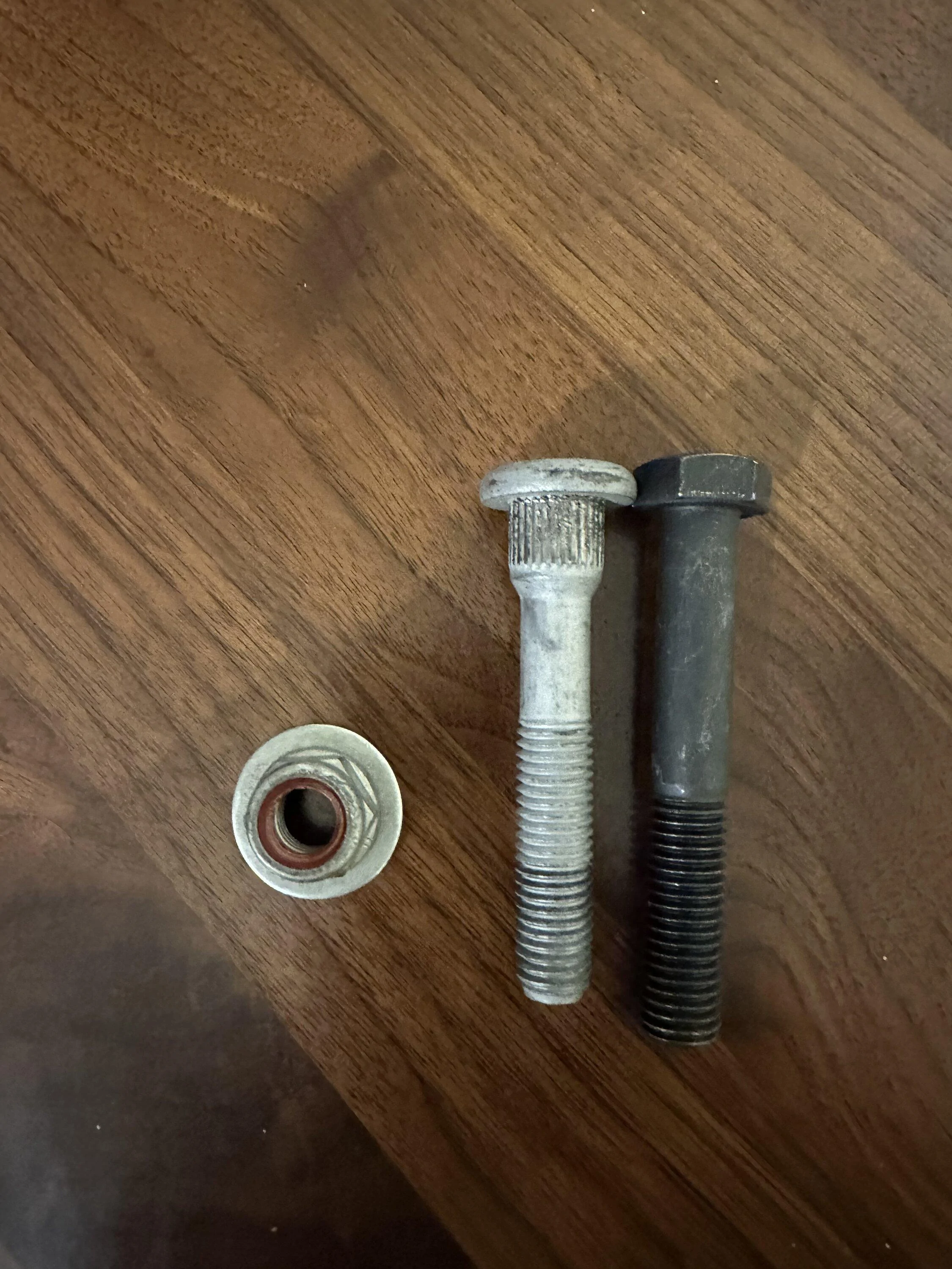 Ford Bronco SAS Strut bolt question IMG_5841