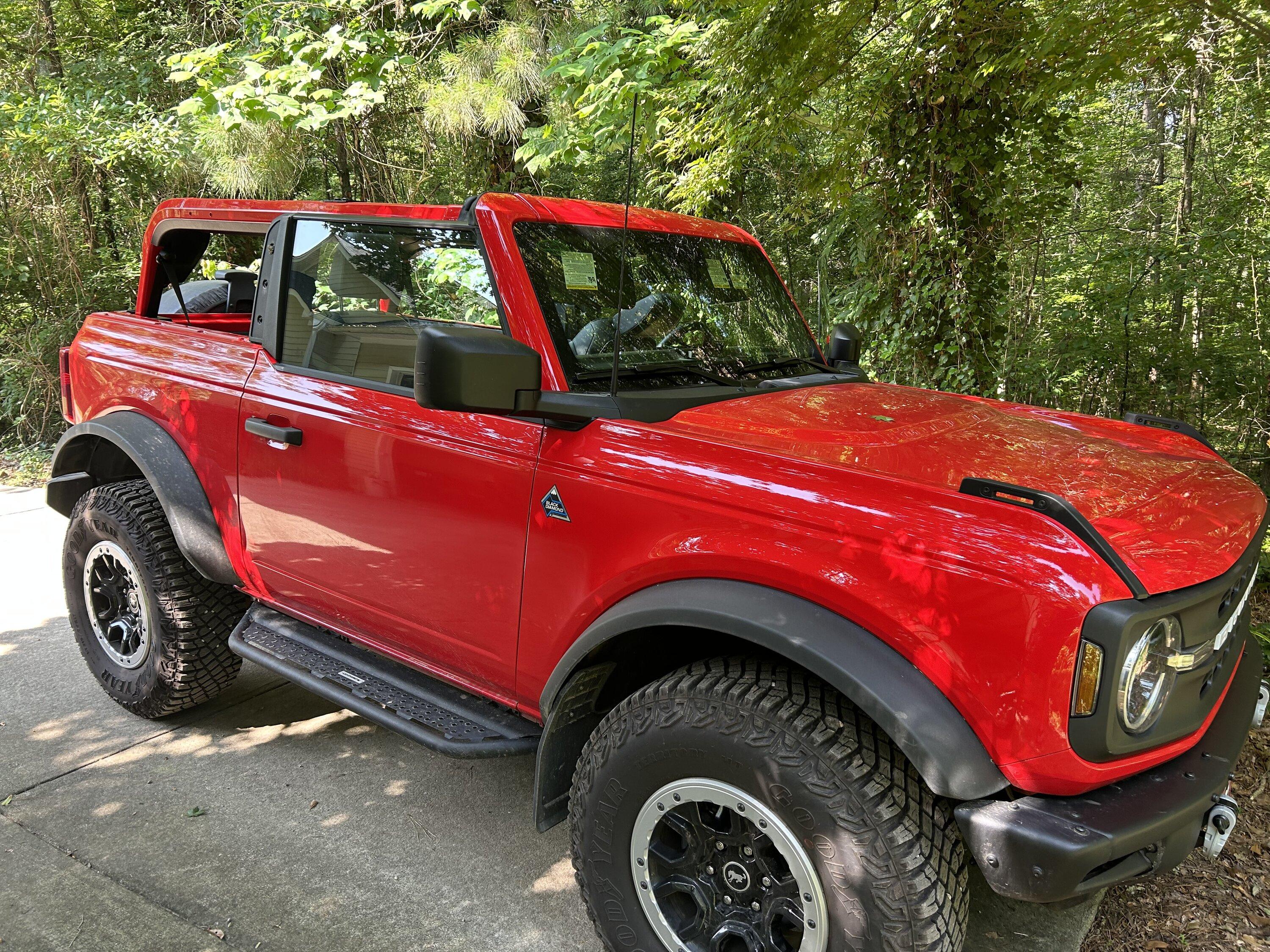 Ford Bronco 23 2 door Black Diamond Sasquatch IMG_1868