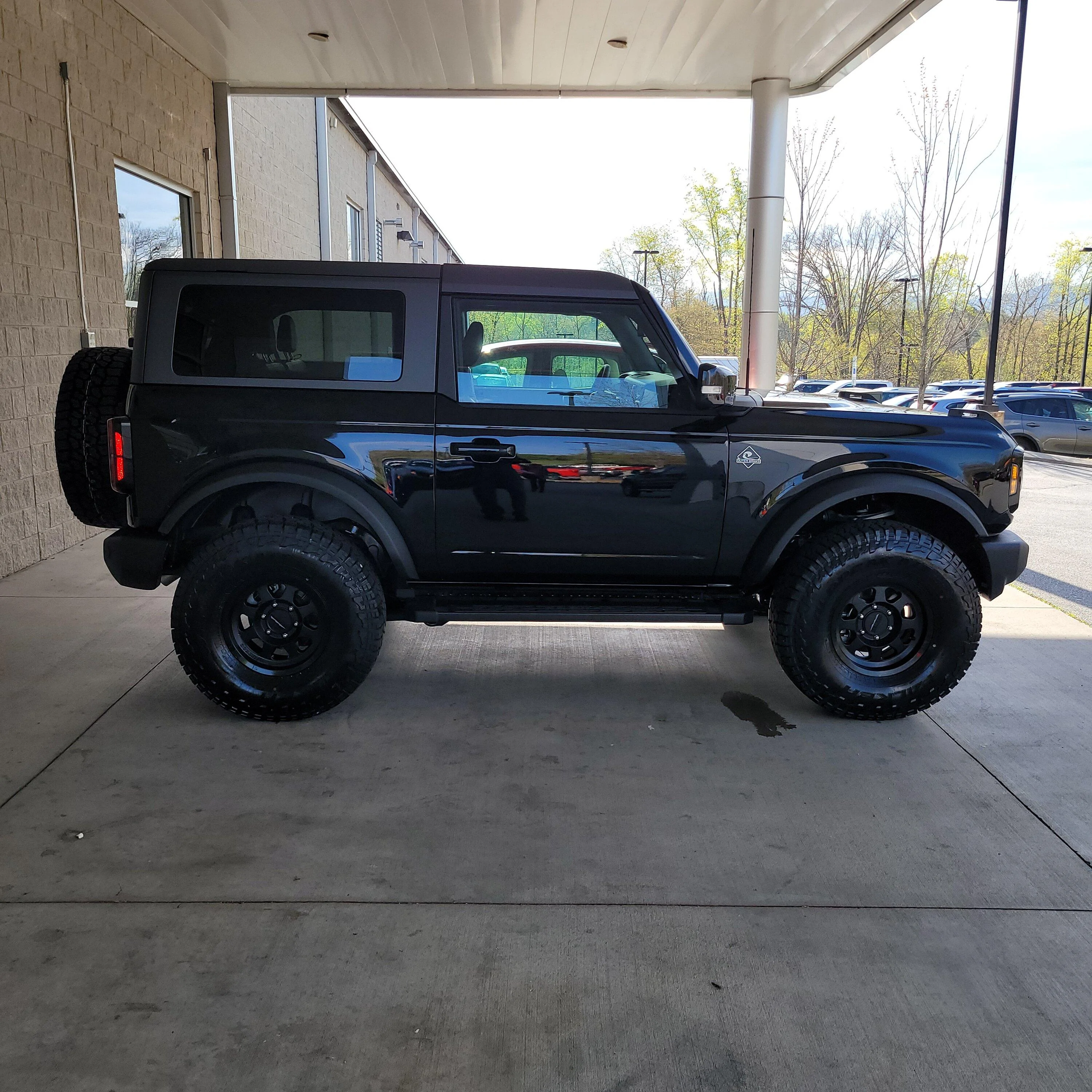 Ford Bronco 2dr vs 4dr 20220421_173512