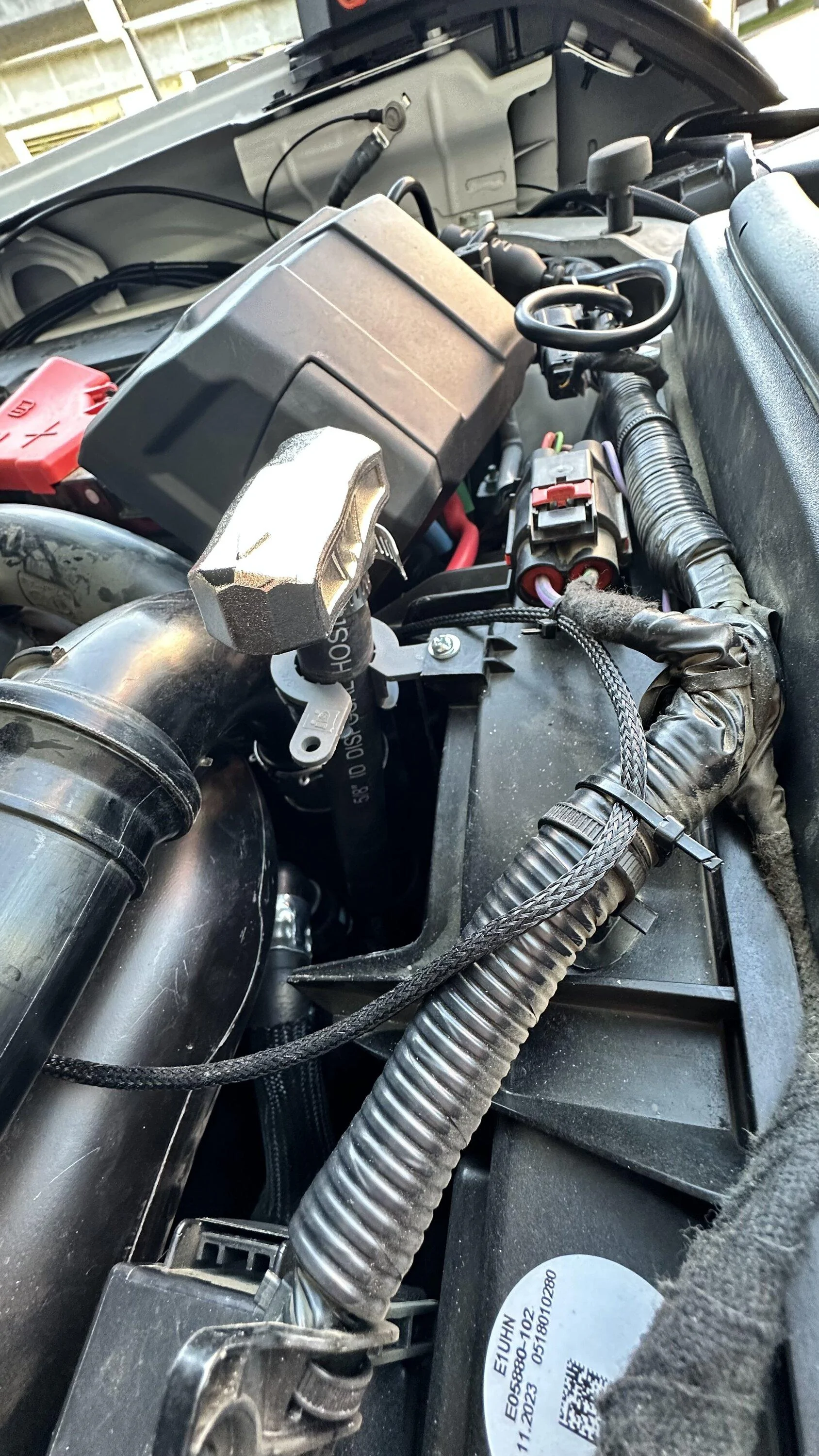 Ford Bronco Warn Hidden Winch - Rough Country Mount IMG_2675