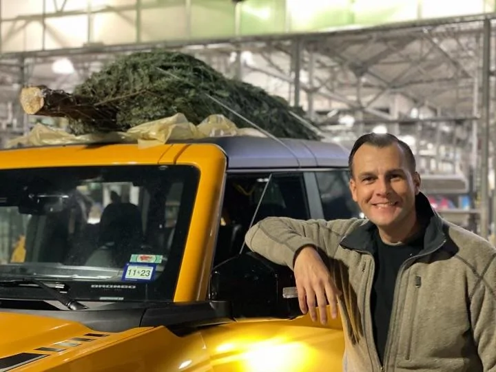 Ford Bronco Christmas tree transporting without roof rack? 3B2FCCA0-65D9-45DE-8B84-C1682648C1C4