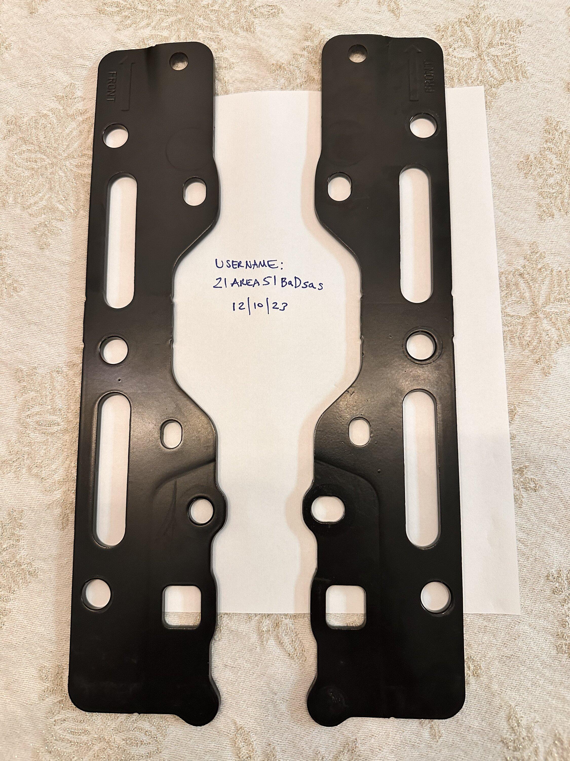 Ford Bronco 2021-22 OEM Hardtop Brackets IMG_5003