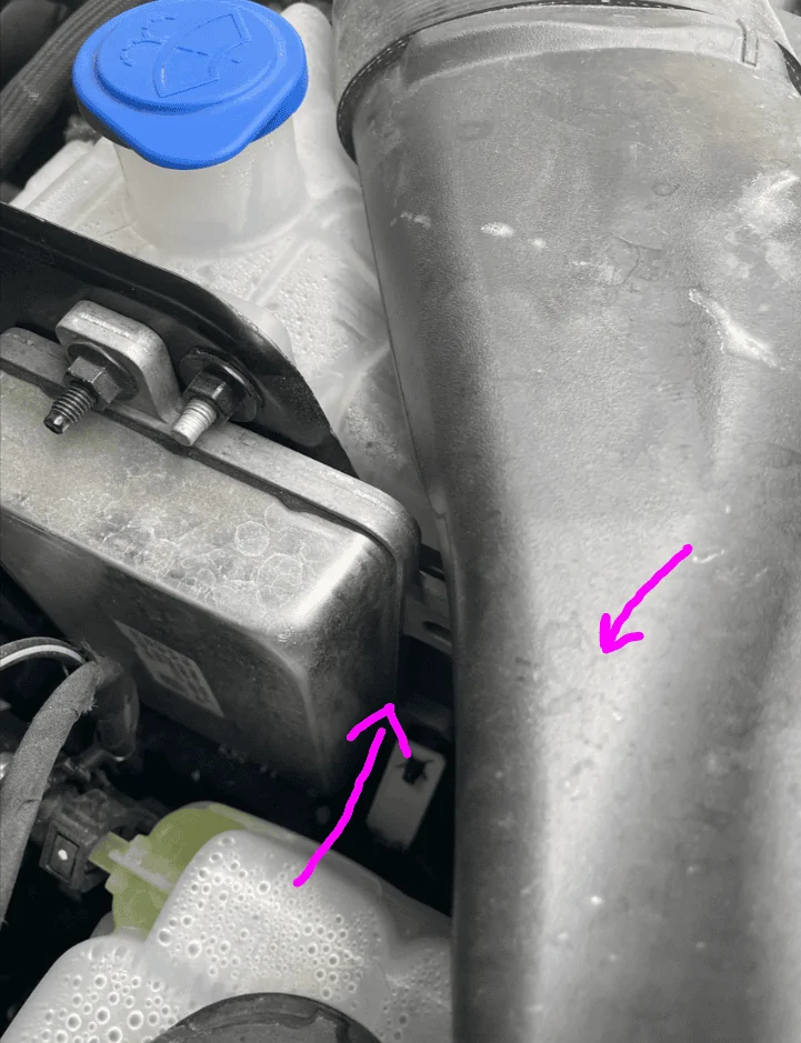 hood_mount_clearance.PNG