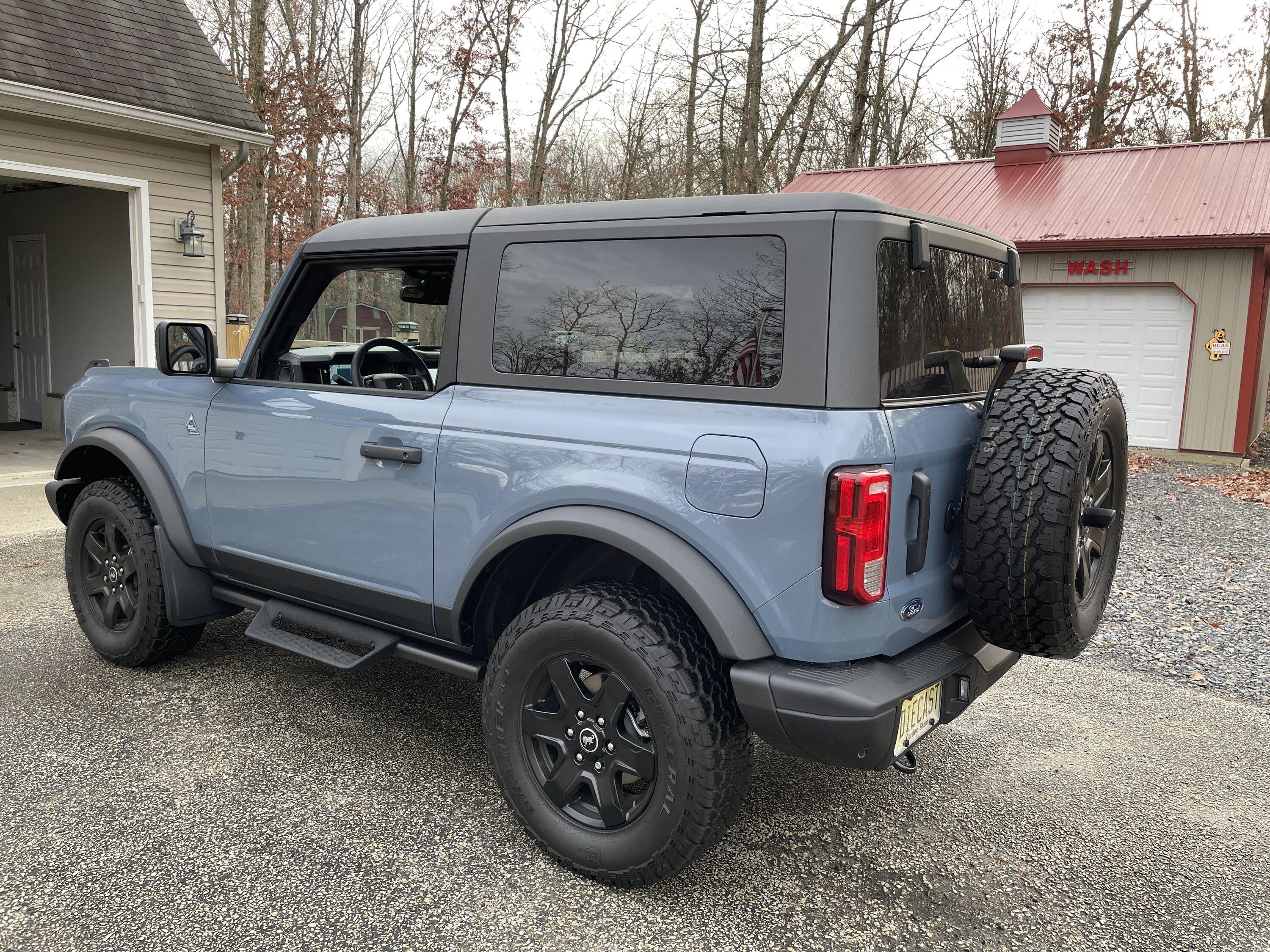 Ford Bronco Mud Flaps to go with Hoop Steps? IMG_0792