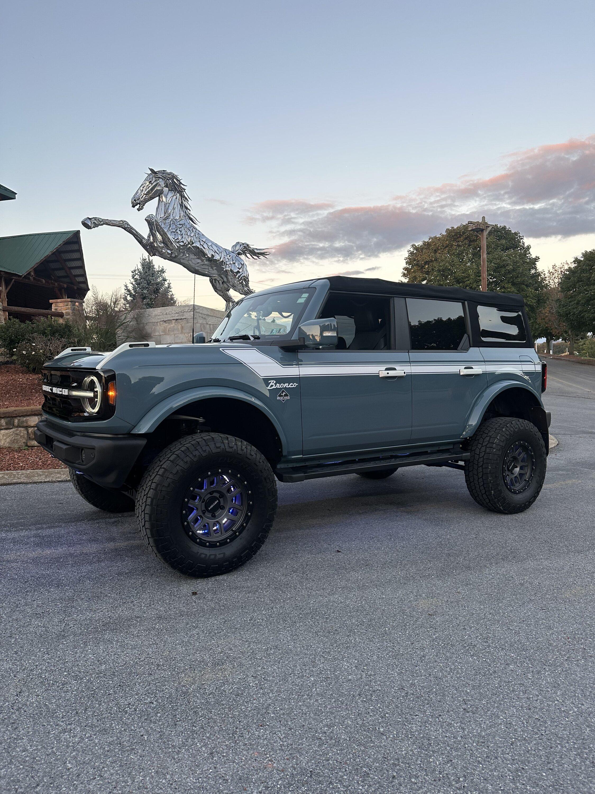 Ford Bronco More pics with the chrome horse and our bronco IMG_0568