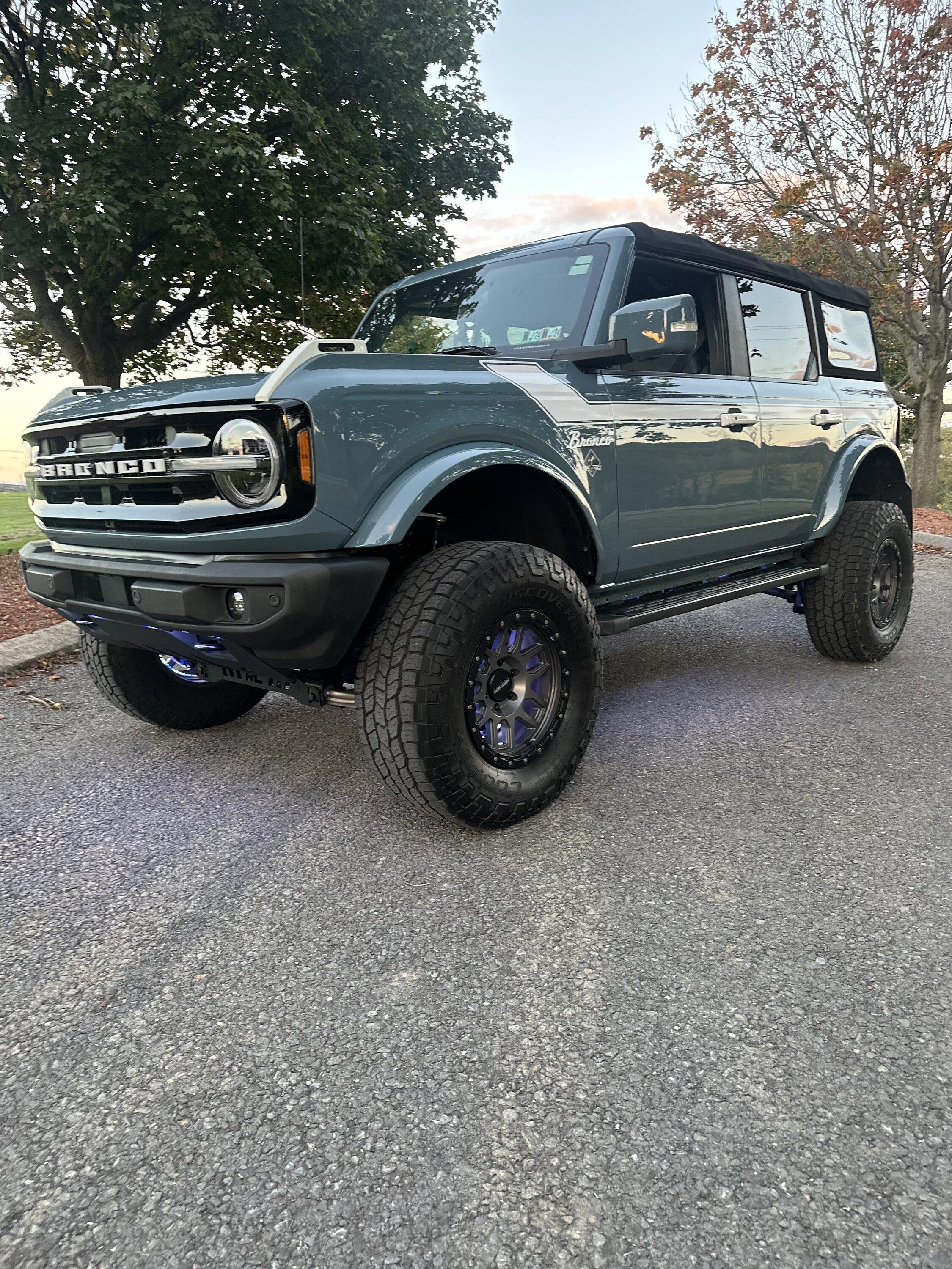 Ford Bronco More pics with the chrome horse and our bronco IMG_0559