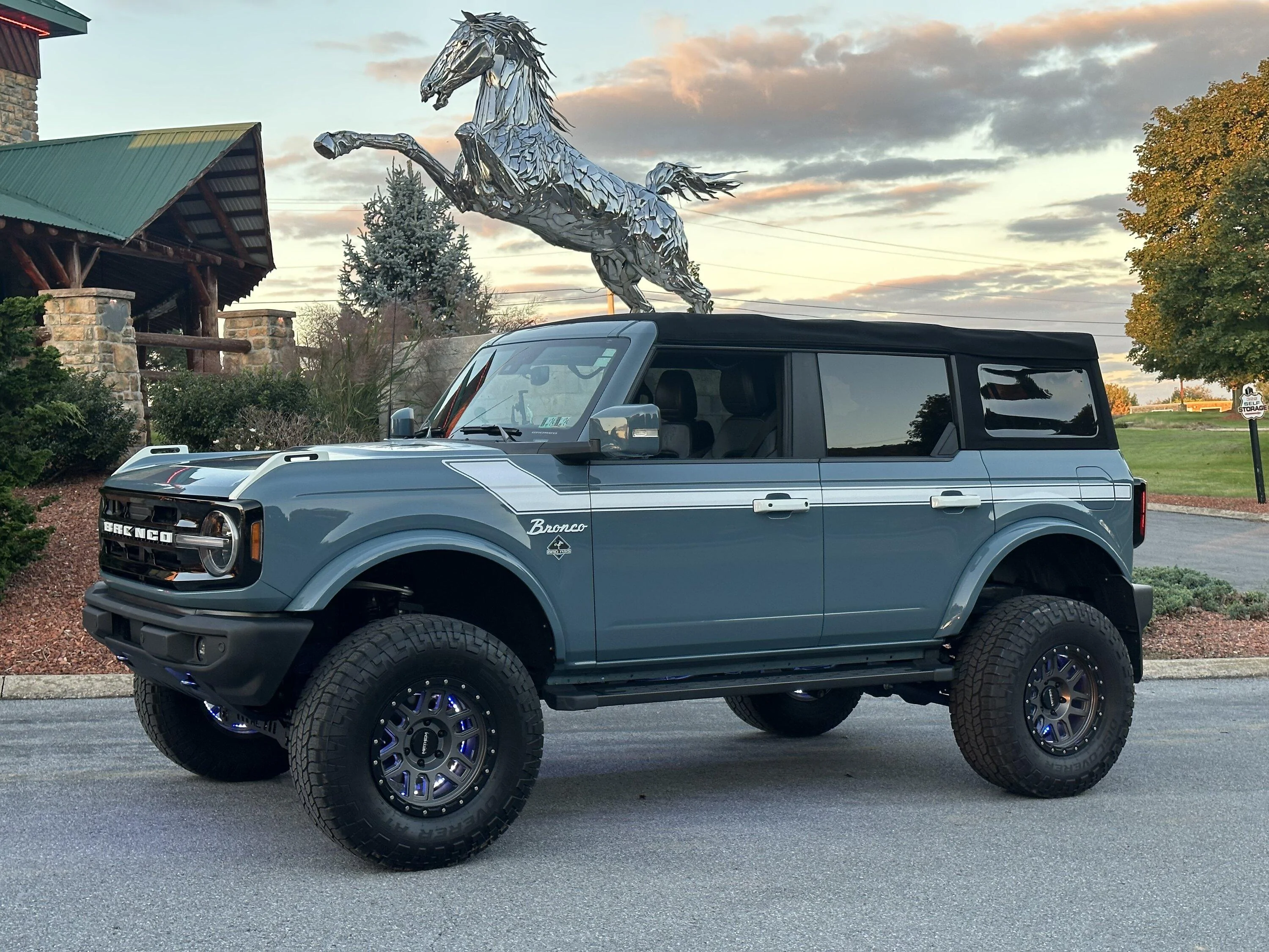 Ford Bronco More pics with the chrome horse and our bronco IMG_0519