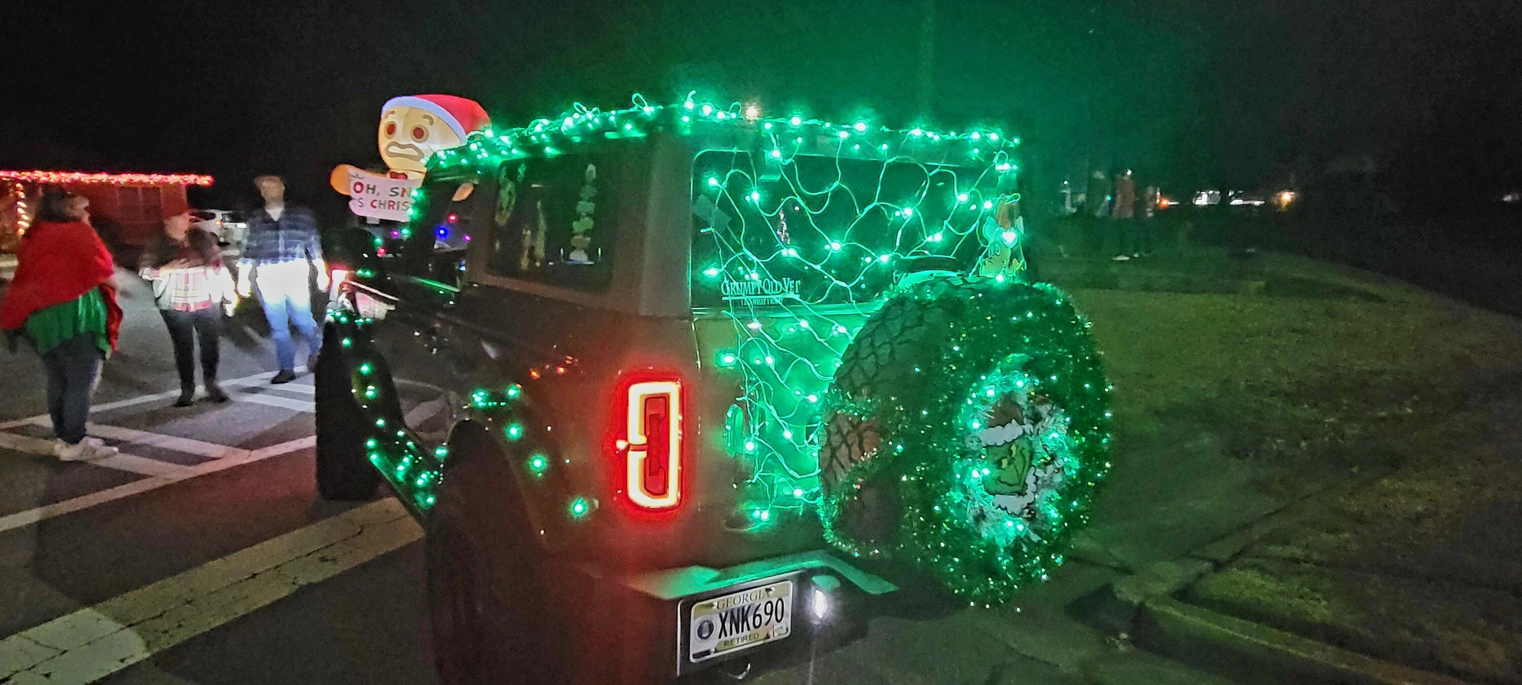Ford Bronco Merry Christmas Broncos! 20231209_182236