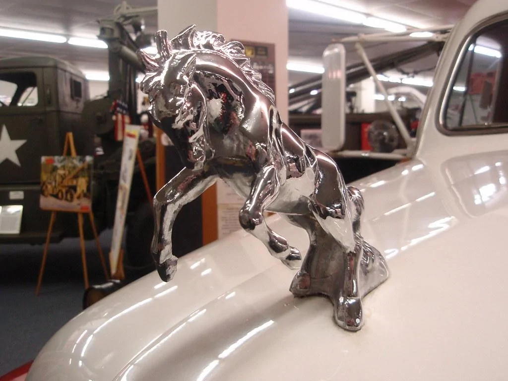 Ford Bronco More pics with the chrome horse and our bronco ticflickr.com%2F3%2F2621%2F4022840066_8537720e16_
