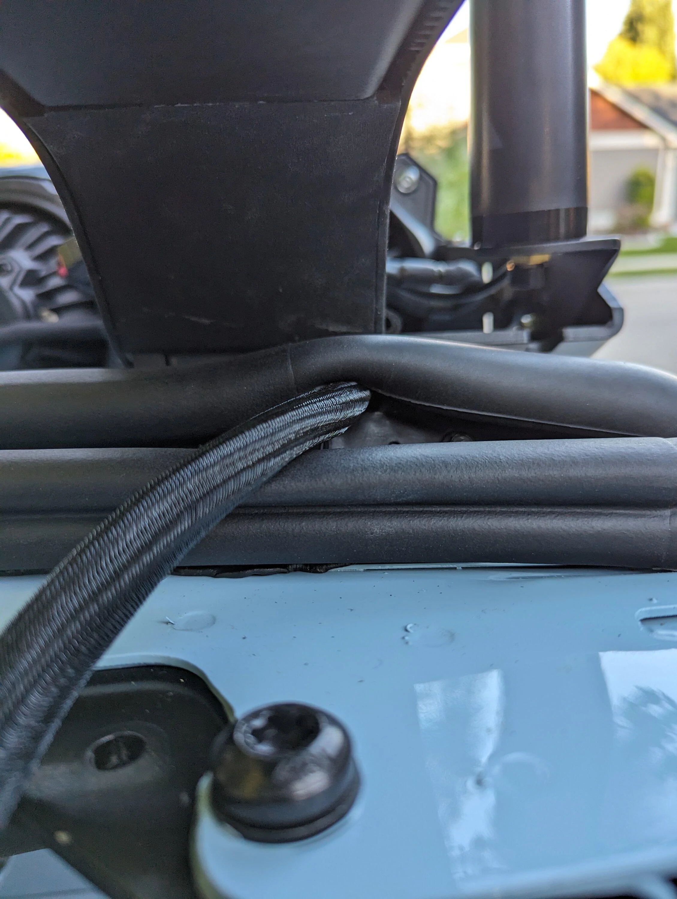 Ford Bronco KC Hilites Pro 6 Gravity Bar Install preference antenna and light bar wireing 3