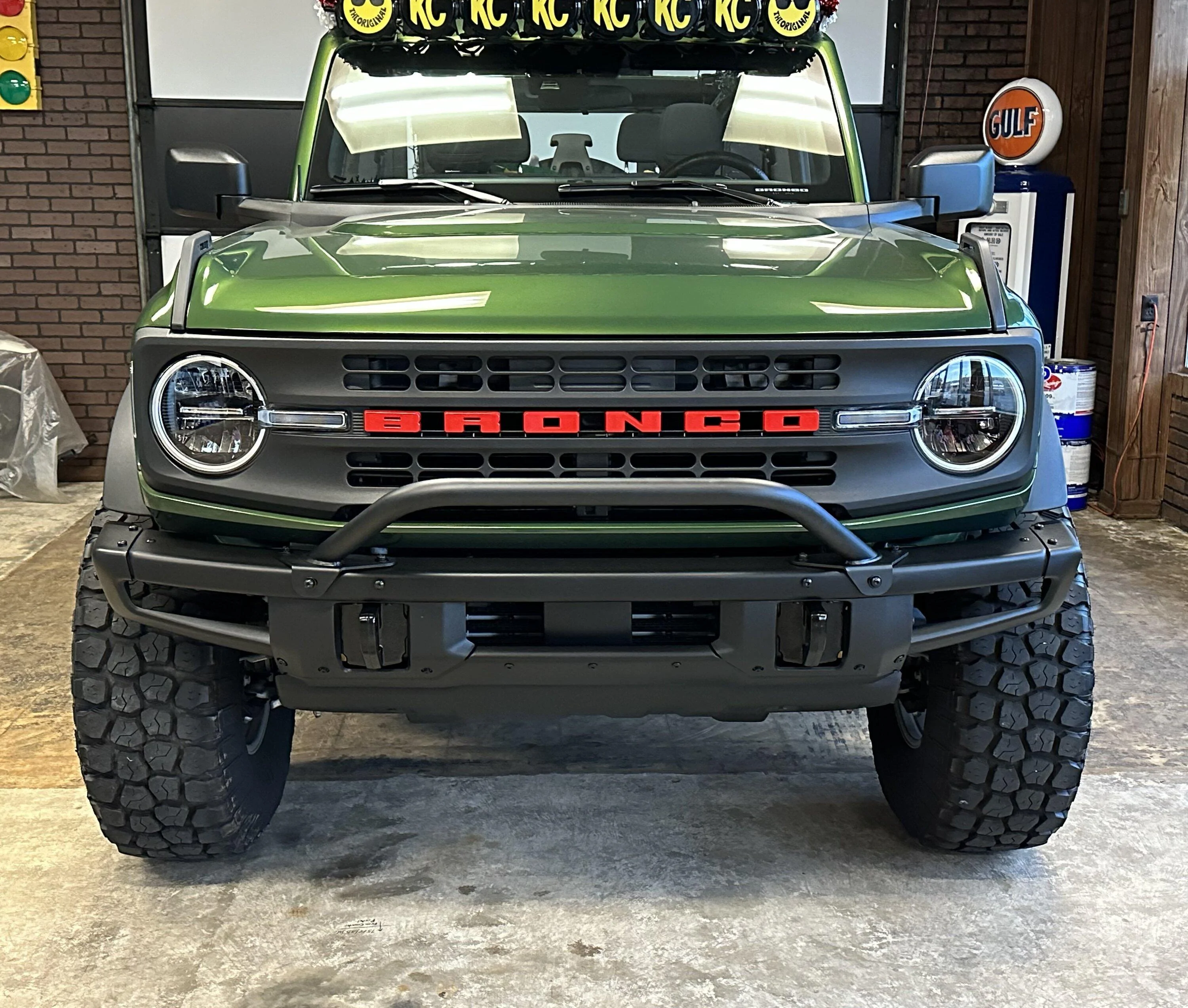 Ford Bronco Retro themed 2Door Eruption Green basequatch progress IMG_7264
