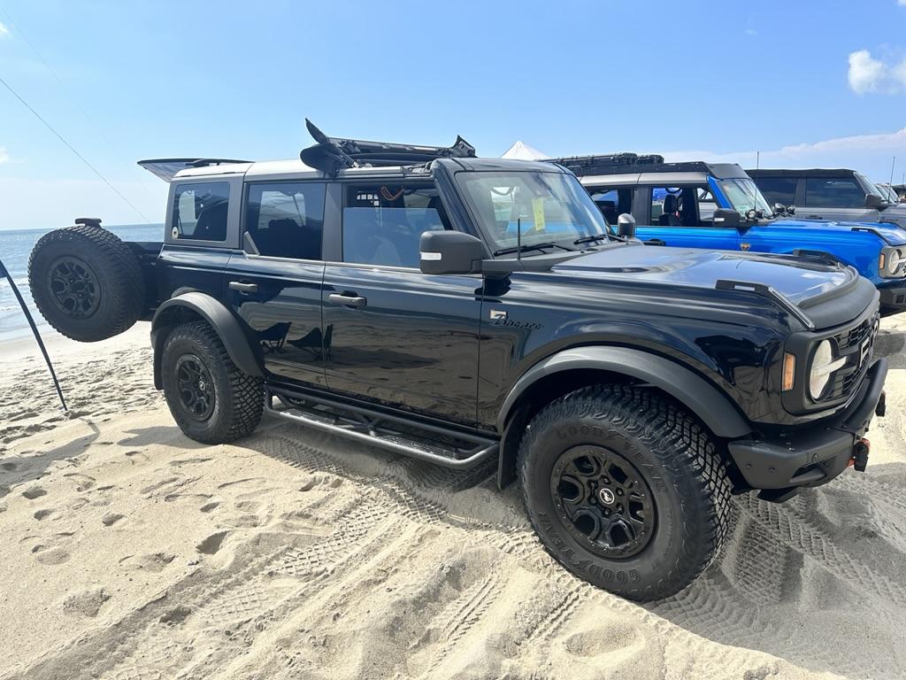 Ford Bronco Broncos at the Beach- A Photo Thread E7375D23-8BBB-4DE3-B3DB-3DA6EBA47BB9_1_105_c