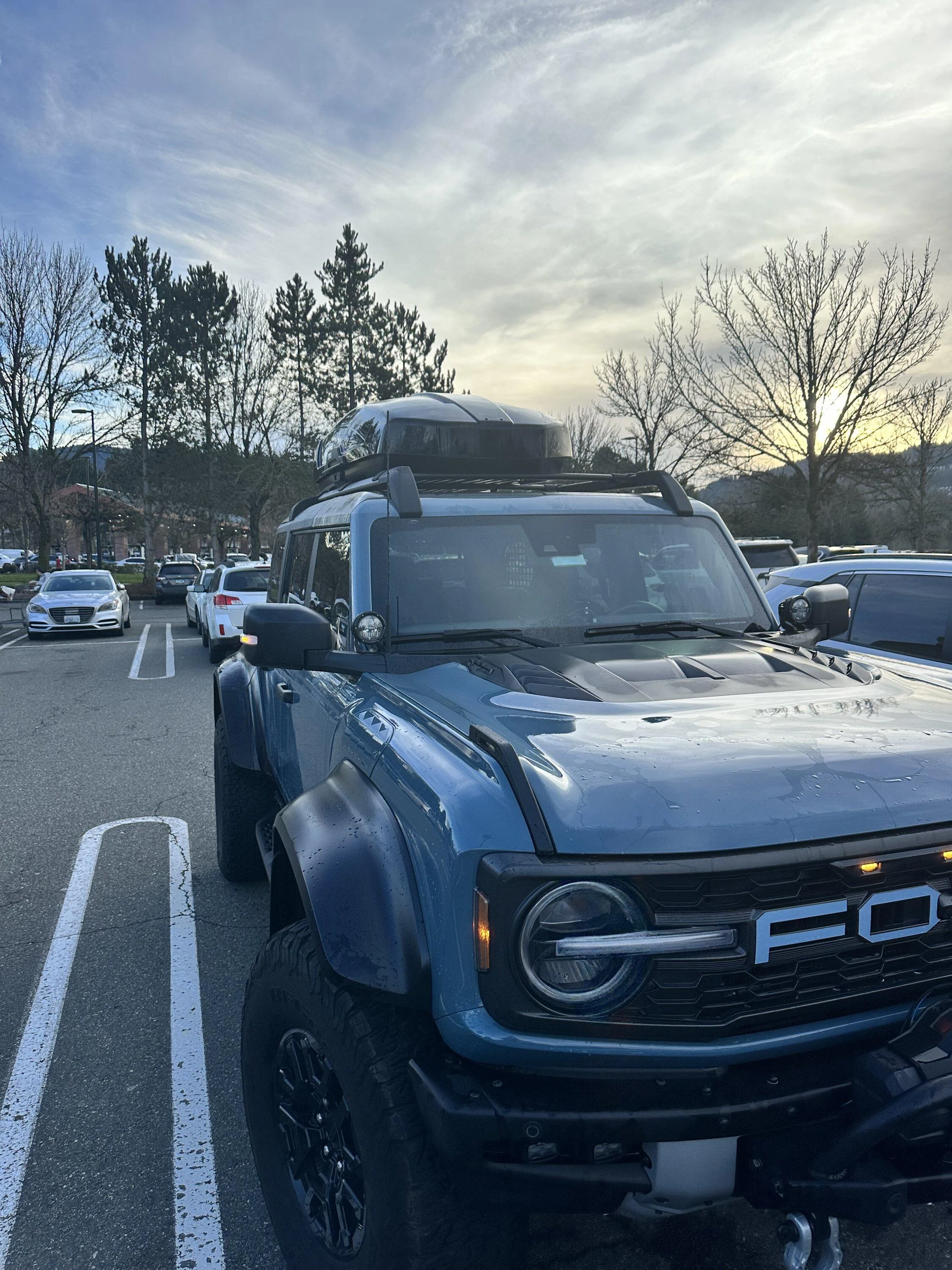 Ford Bronco Ford OEM roof rack with Thule Roof Box IMG_2292