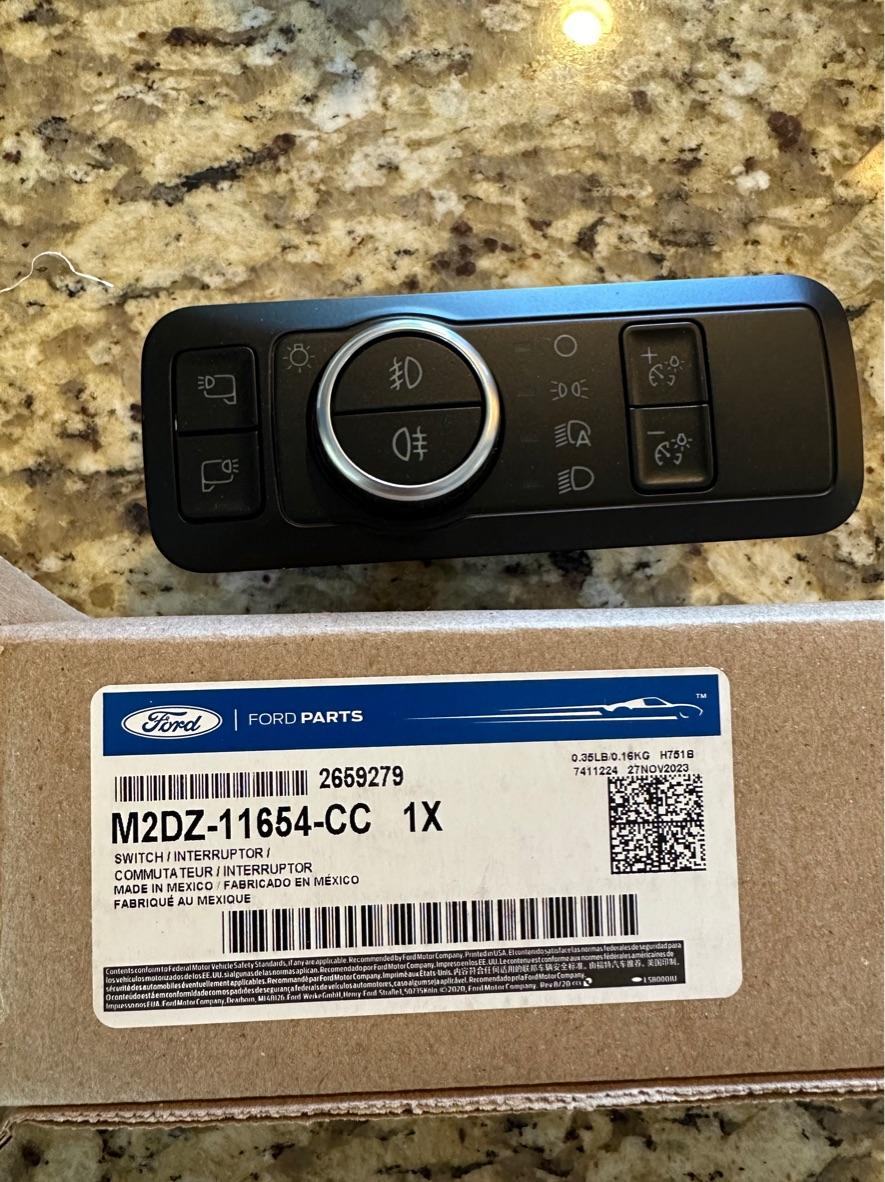 Ford Bronco Factory Fog Light Switch Image20231214125453