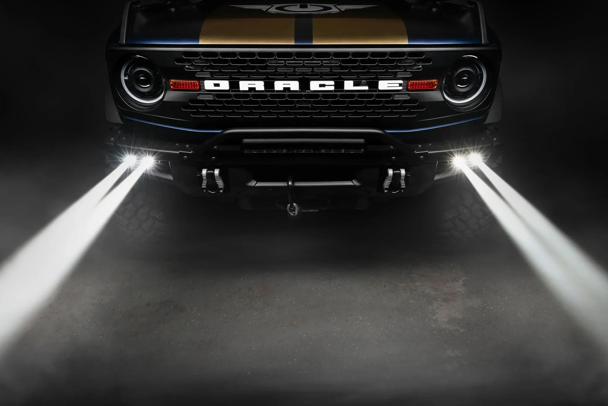 Ford Bronco Fog lights with modular bumper ORACLE_LIGHTING_BRONCO_OFFROAD_LASER_LIGHTS_KIT_STEEL_BUMPER