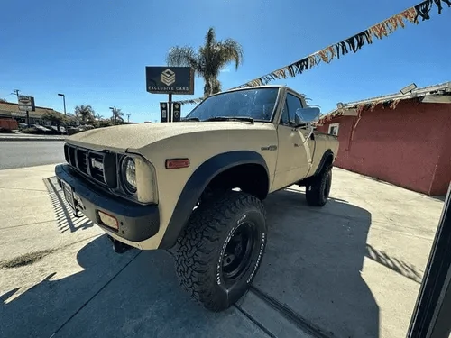 Ford Bronco Less body roll for the Sasquatch possible? 1980_toyota_hilux-pic-2754783822800355012-1024x768