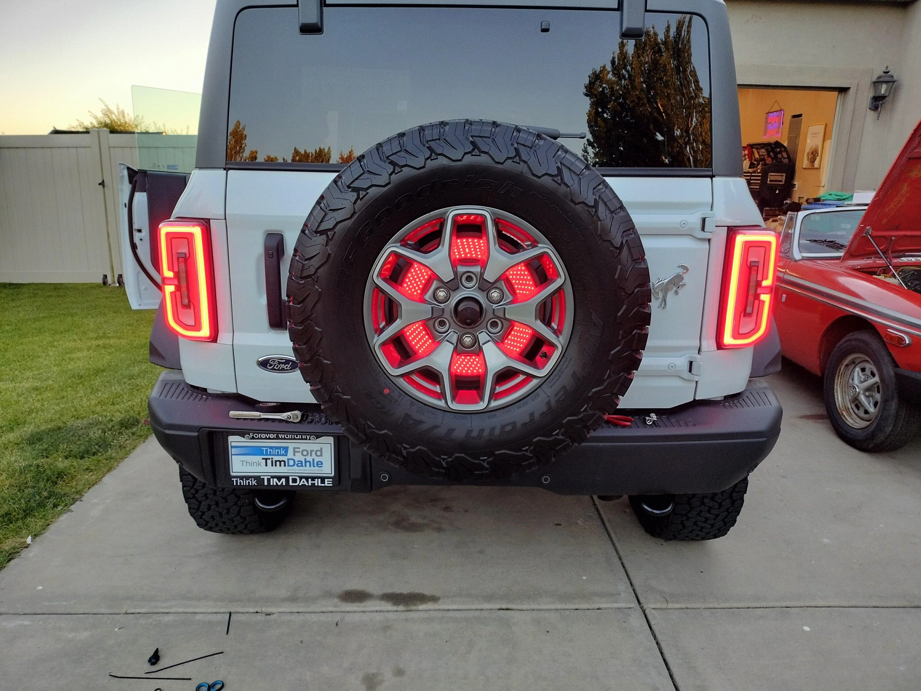 Ford Bronco Spare Wheel brake lights IMG20230714204045