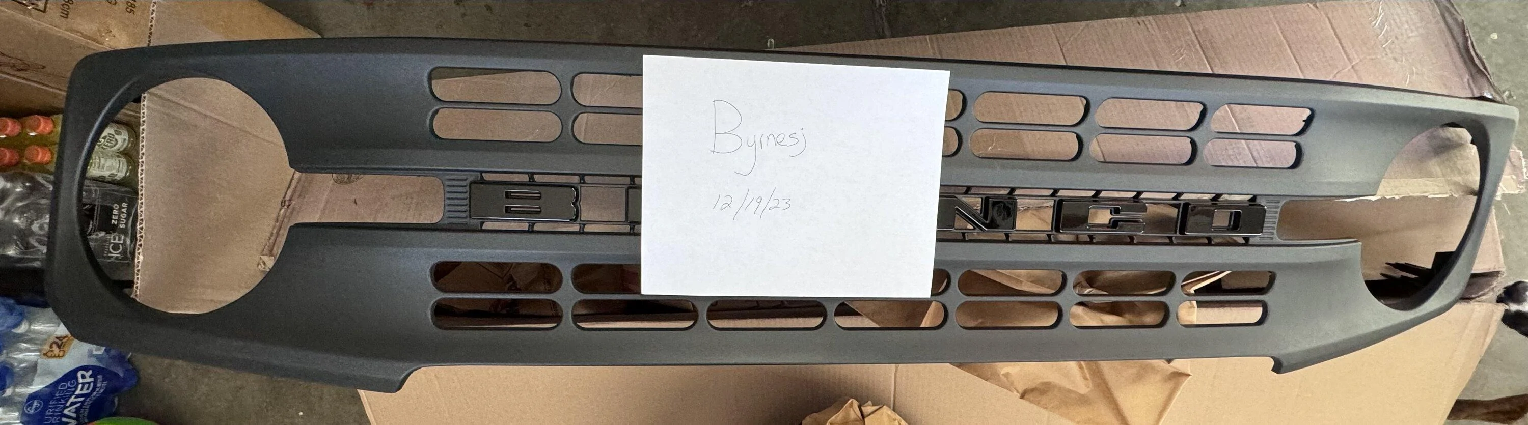 Ford Bronco WTS 2023 Base Grille $250 IMG_9347