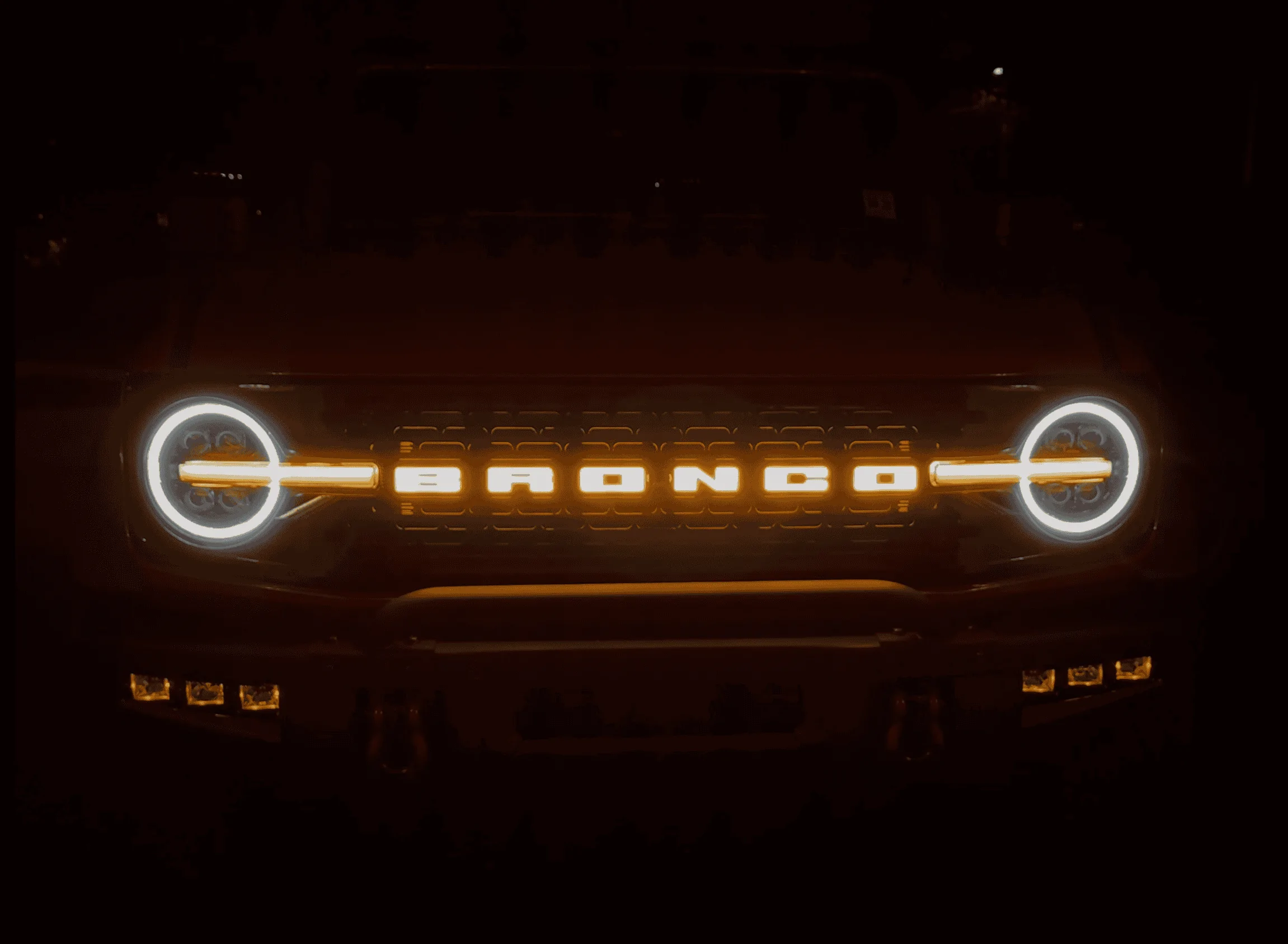 Ford Bronco New Bronco Headlights from Form Lighting Screenshot 2023-12-20 115521